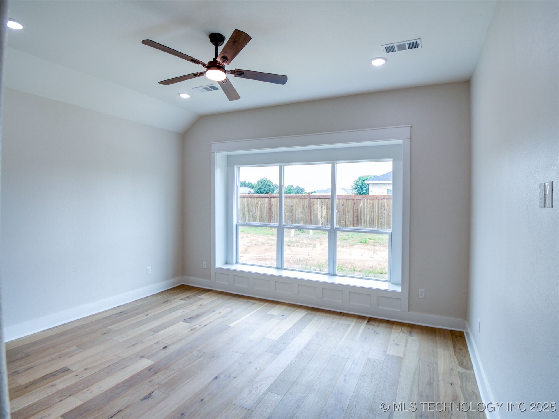 1197 Wild Indigo Circle Property Photo 44