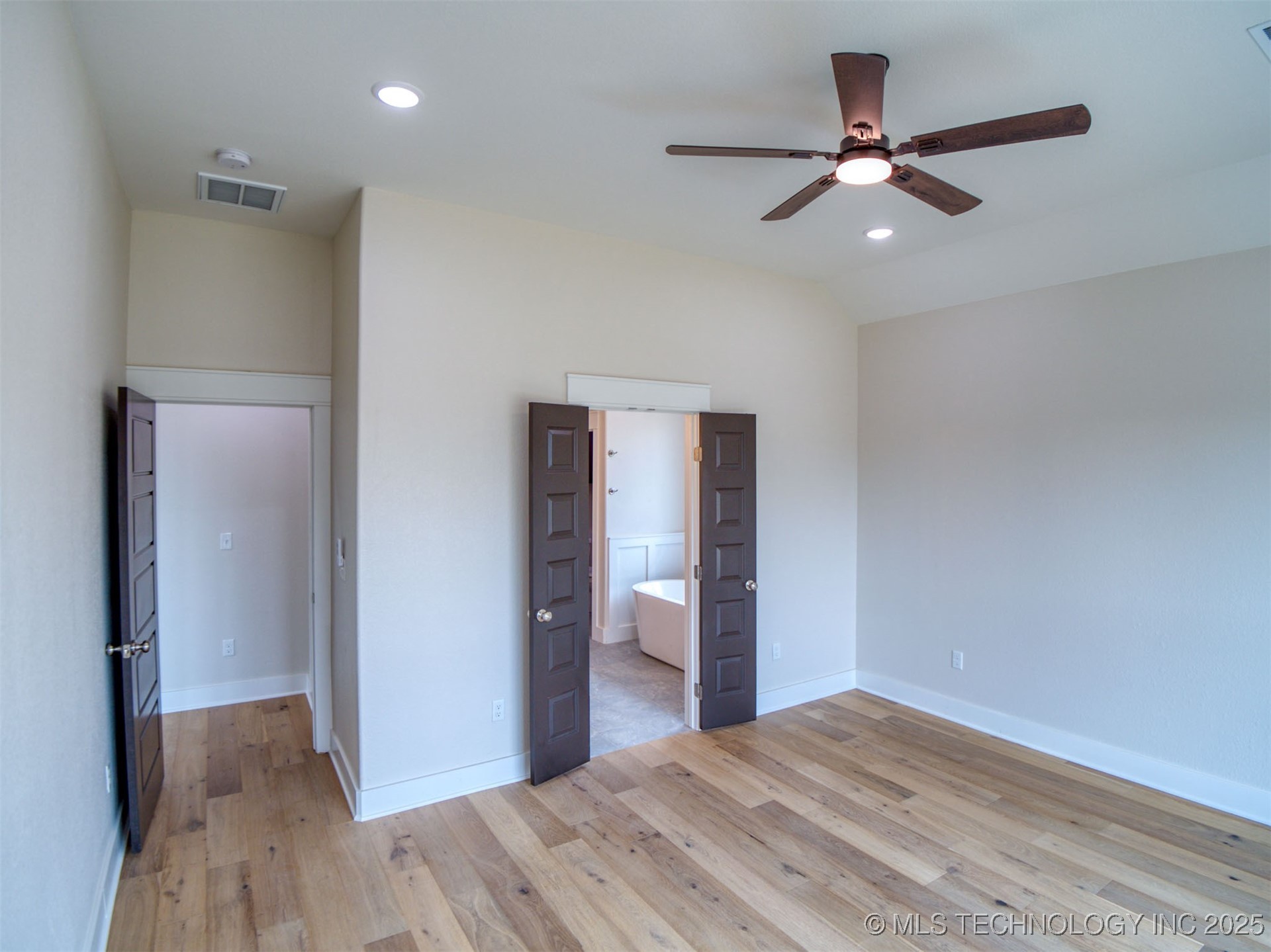 1197 Wild Indigo Circle Property Photo 47
