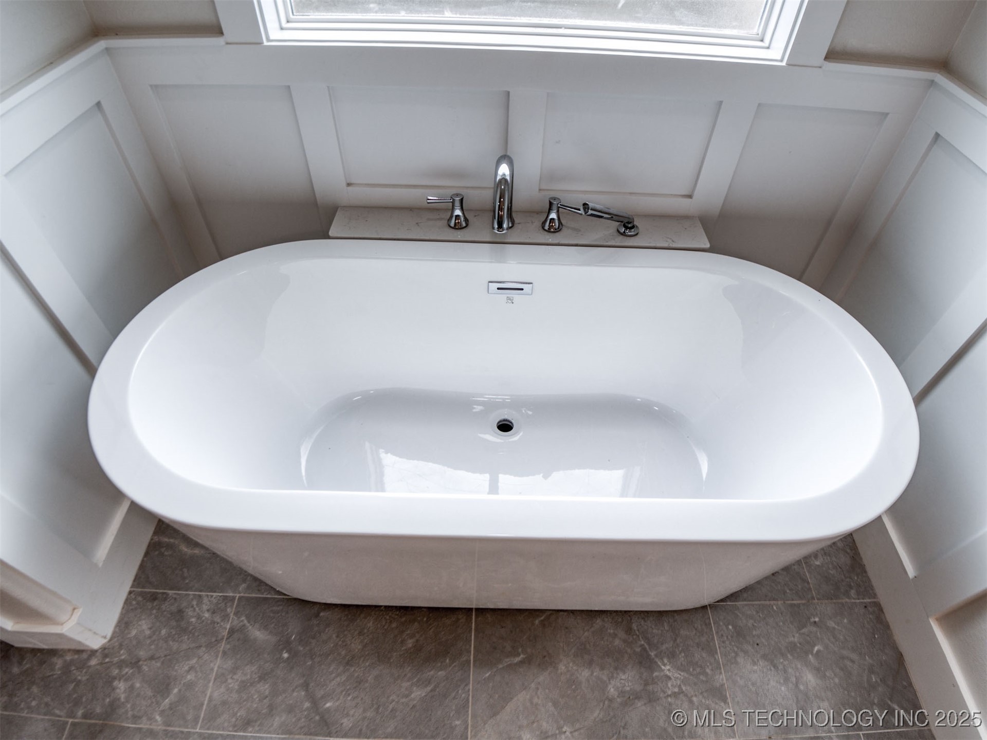 1197 Wild Indigo Circle Property Photo 49