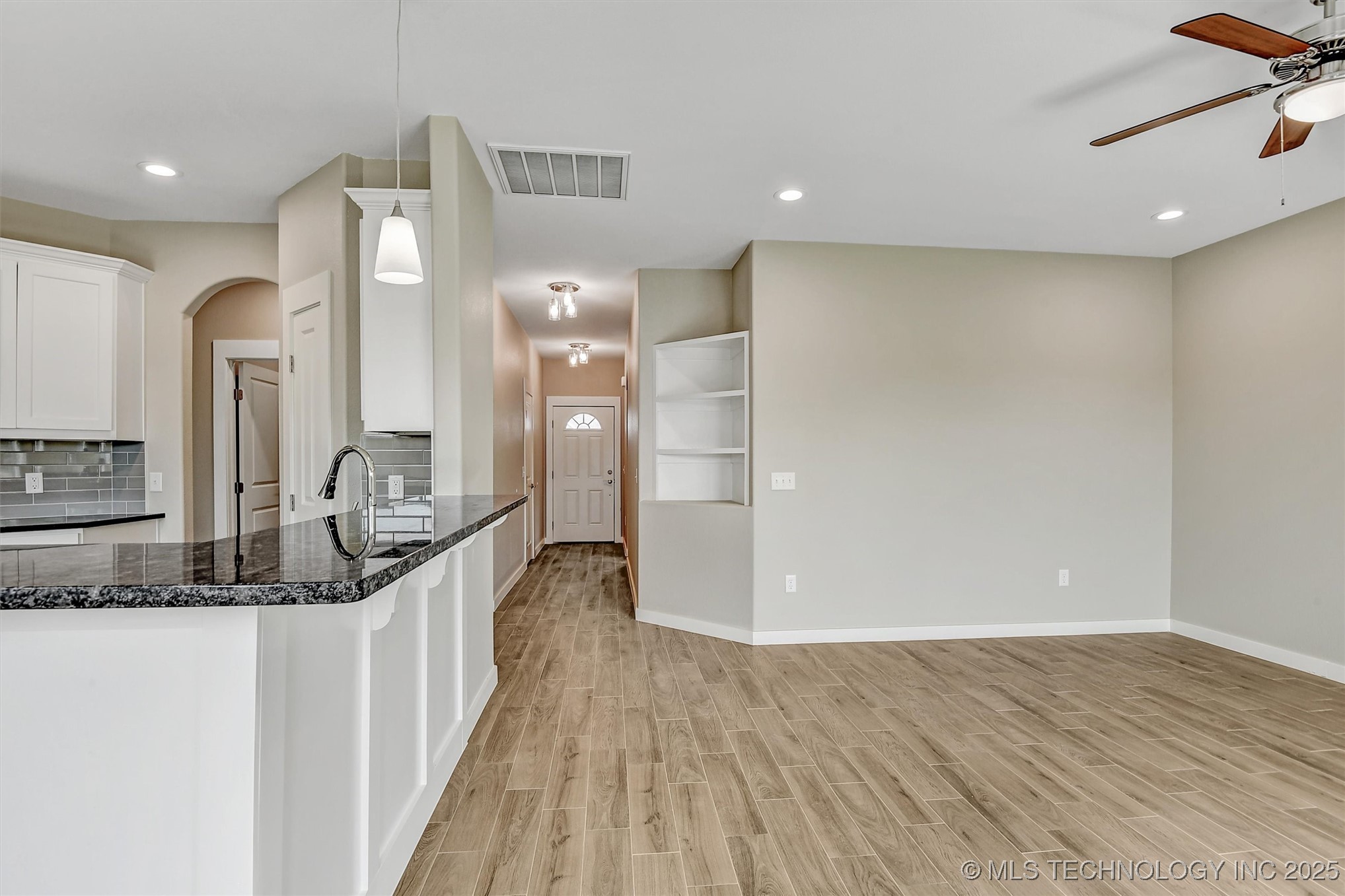 1181 Wild Indigo Circle Property Photo 12