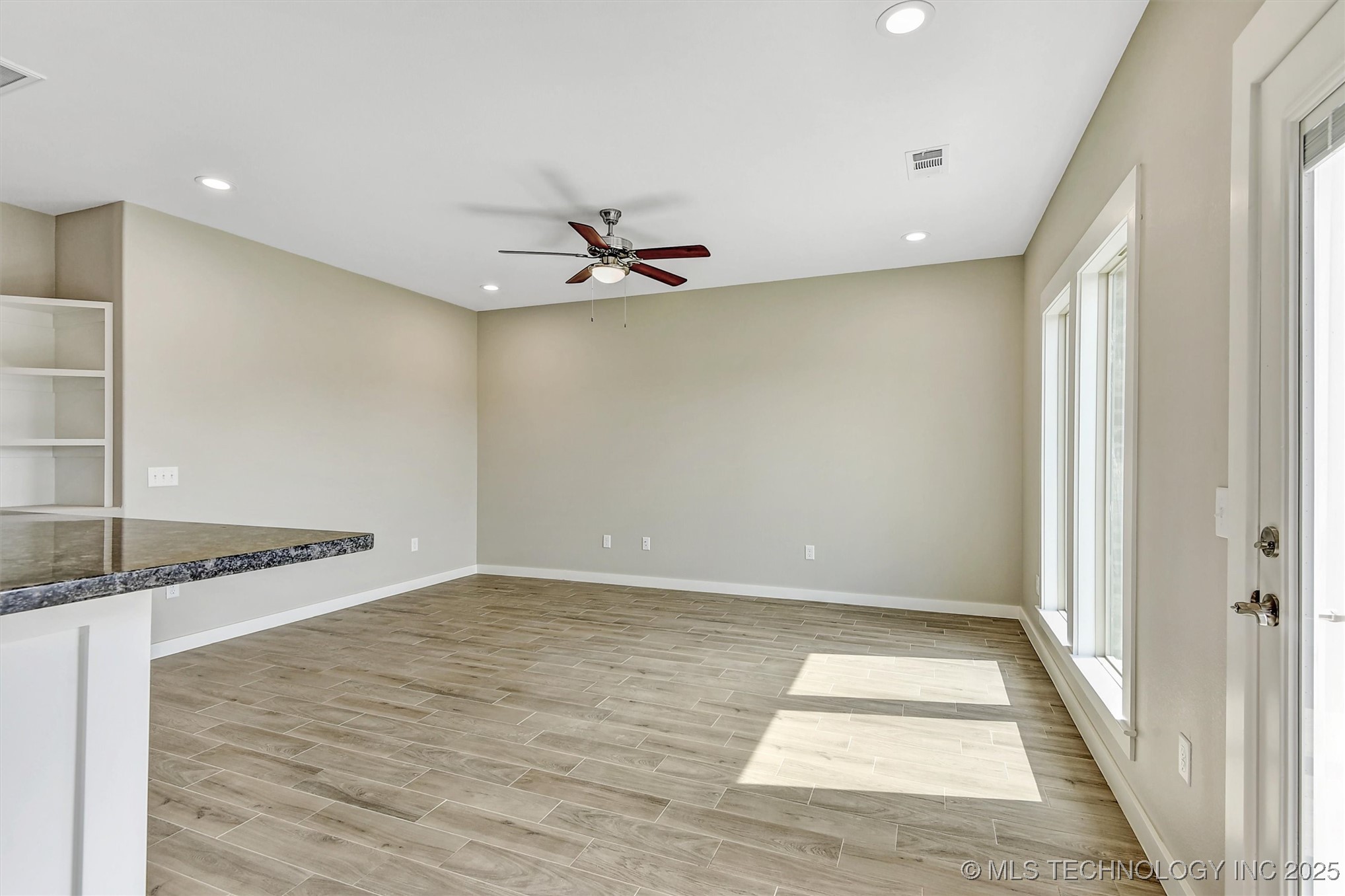 1181 Wild Indigo Circle Property Photo 13