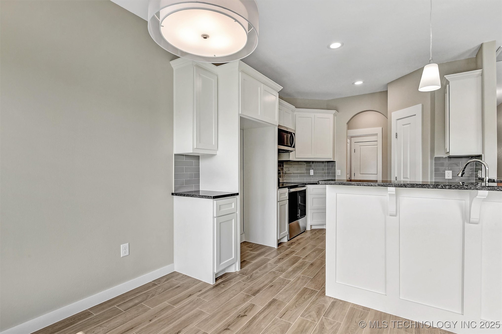 1181 Wild Indigo Circle Property Photo 16