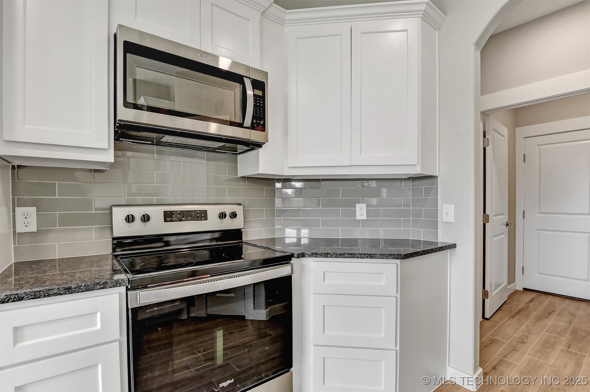 1181 Wild Indigo Circle Property Photo 20