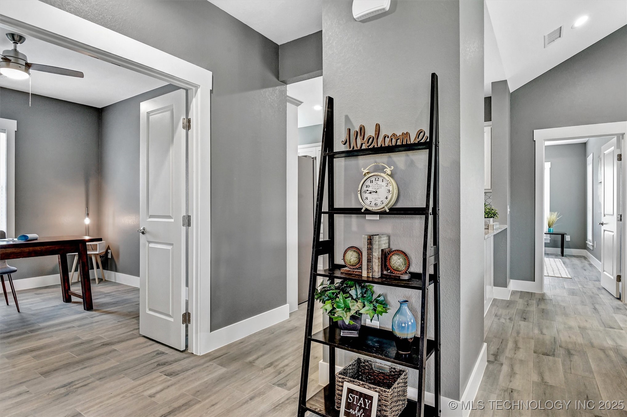 1178 Wild Indigo Circle Property Photo 12