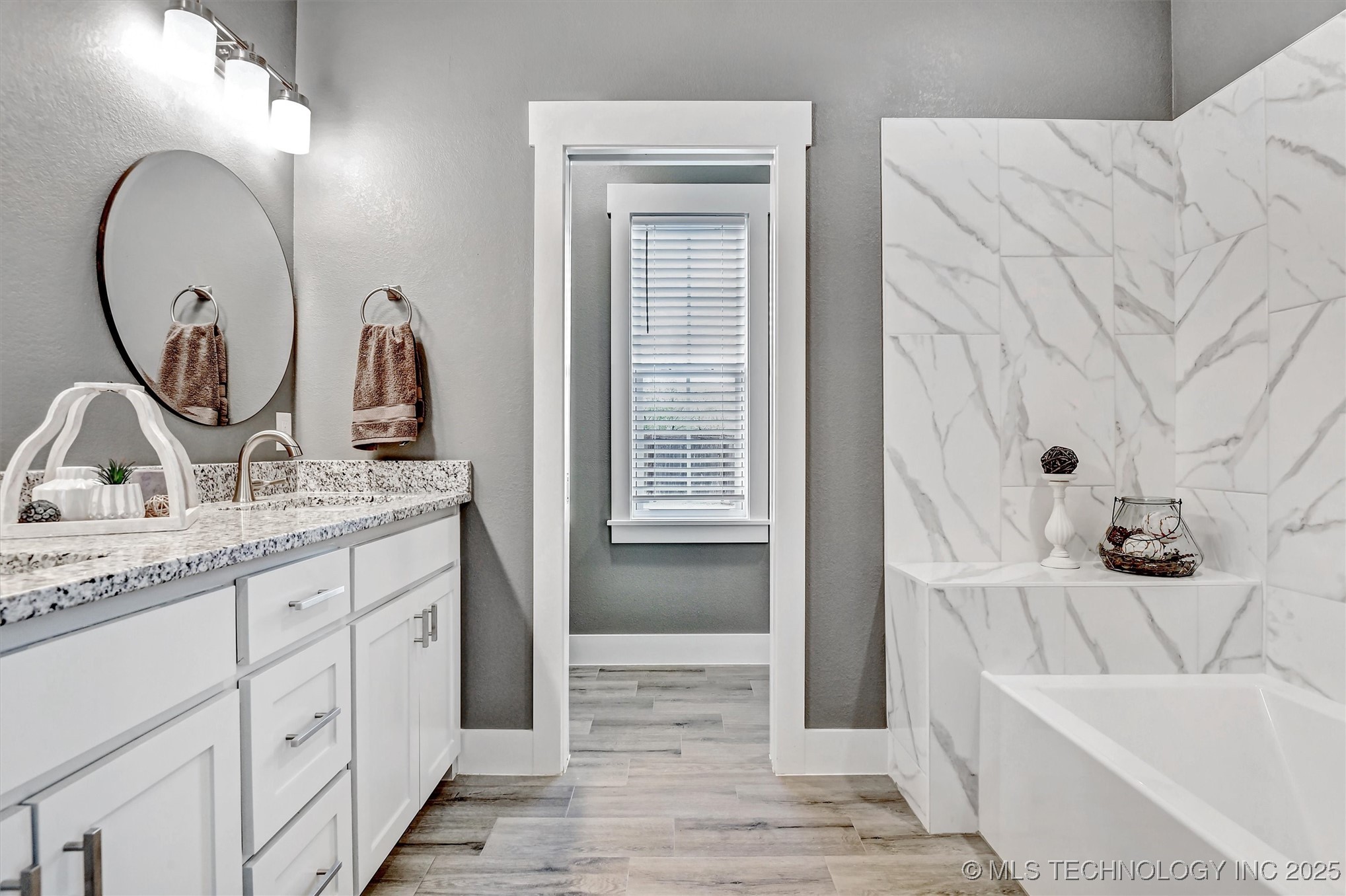 1178 Wild Indigo Circle Property Photo 24