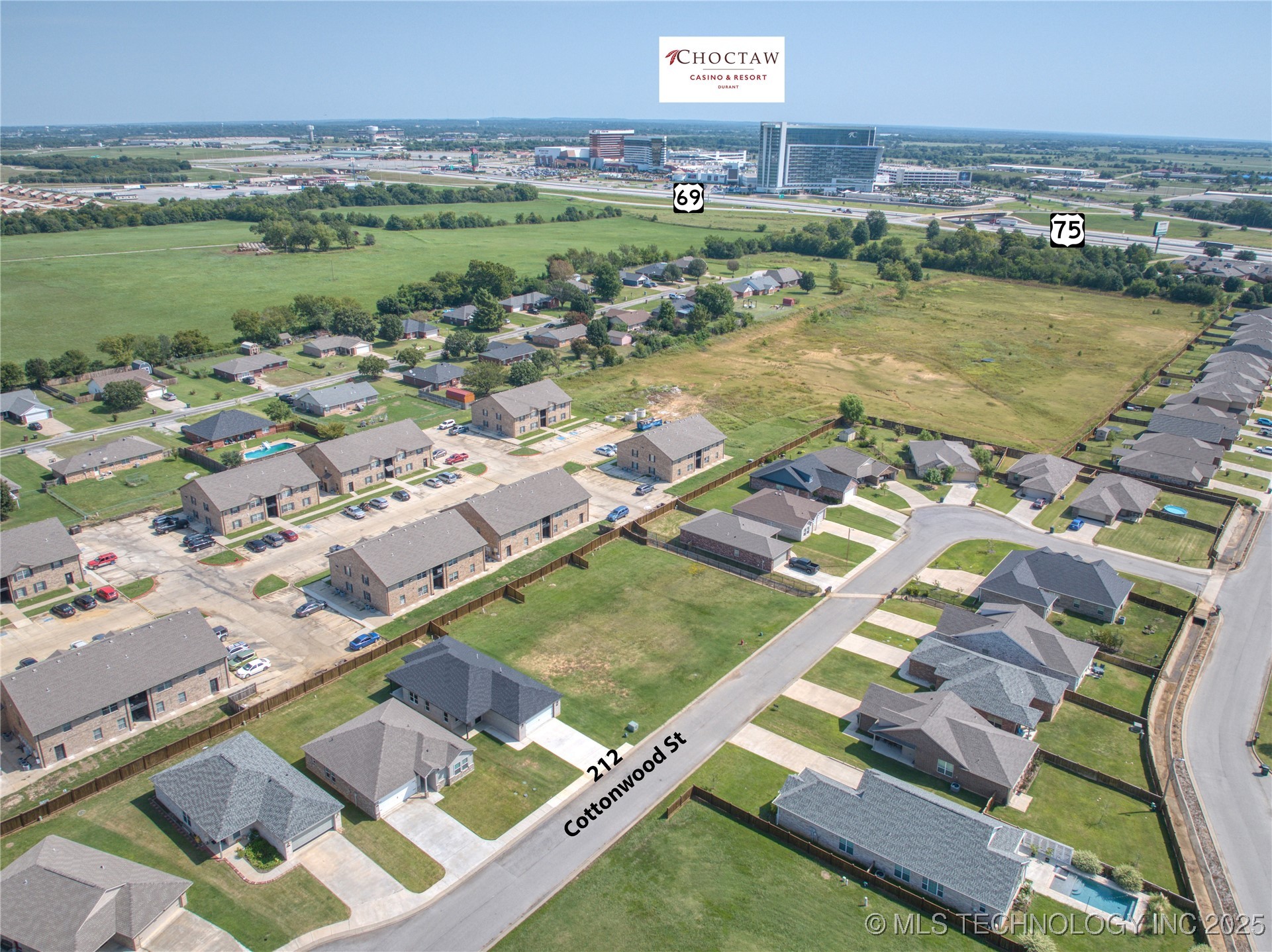 212 Cottonwood Street Property Photo 10