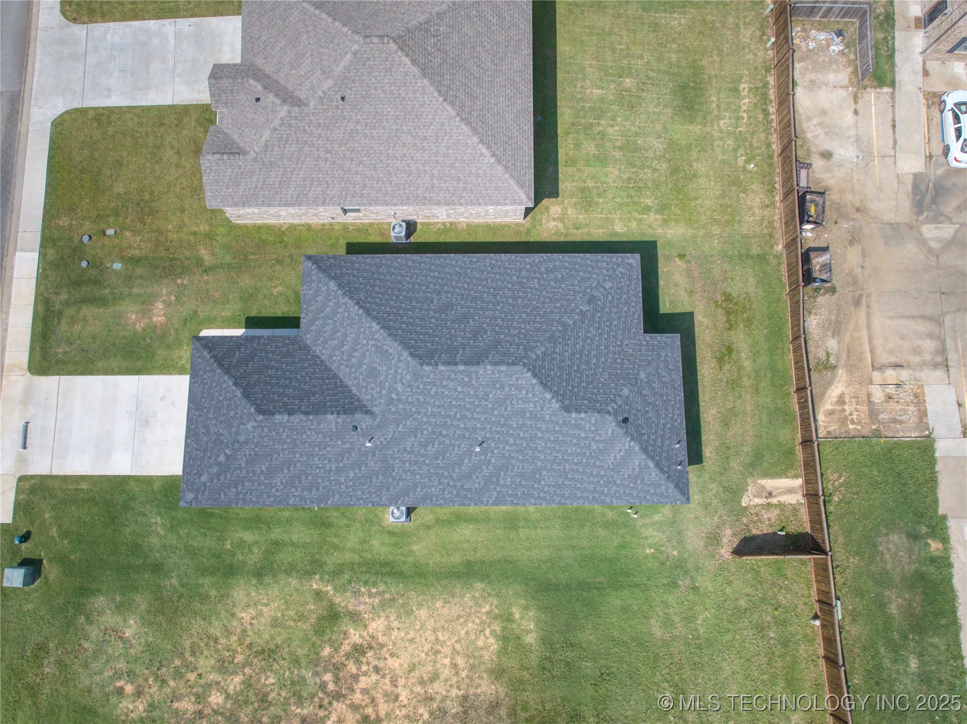 212 Cottonwood Street Property Photo 14