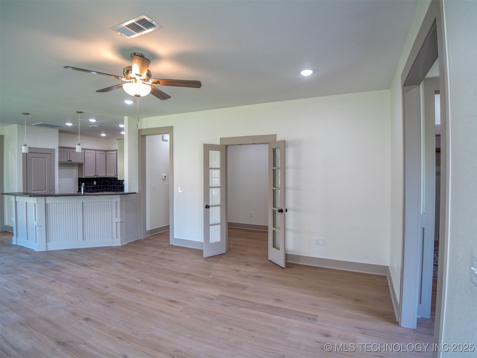 212 Cottonwood Street Property Photo 21