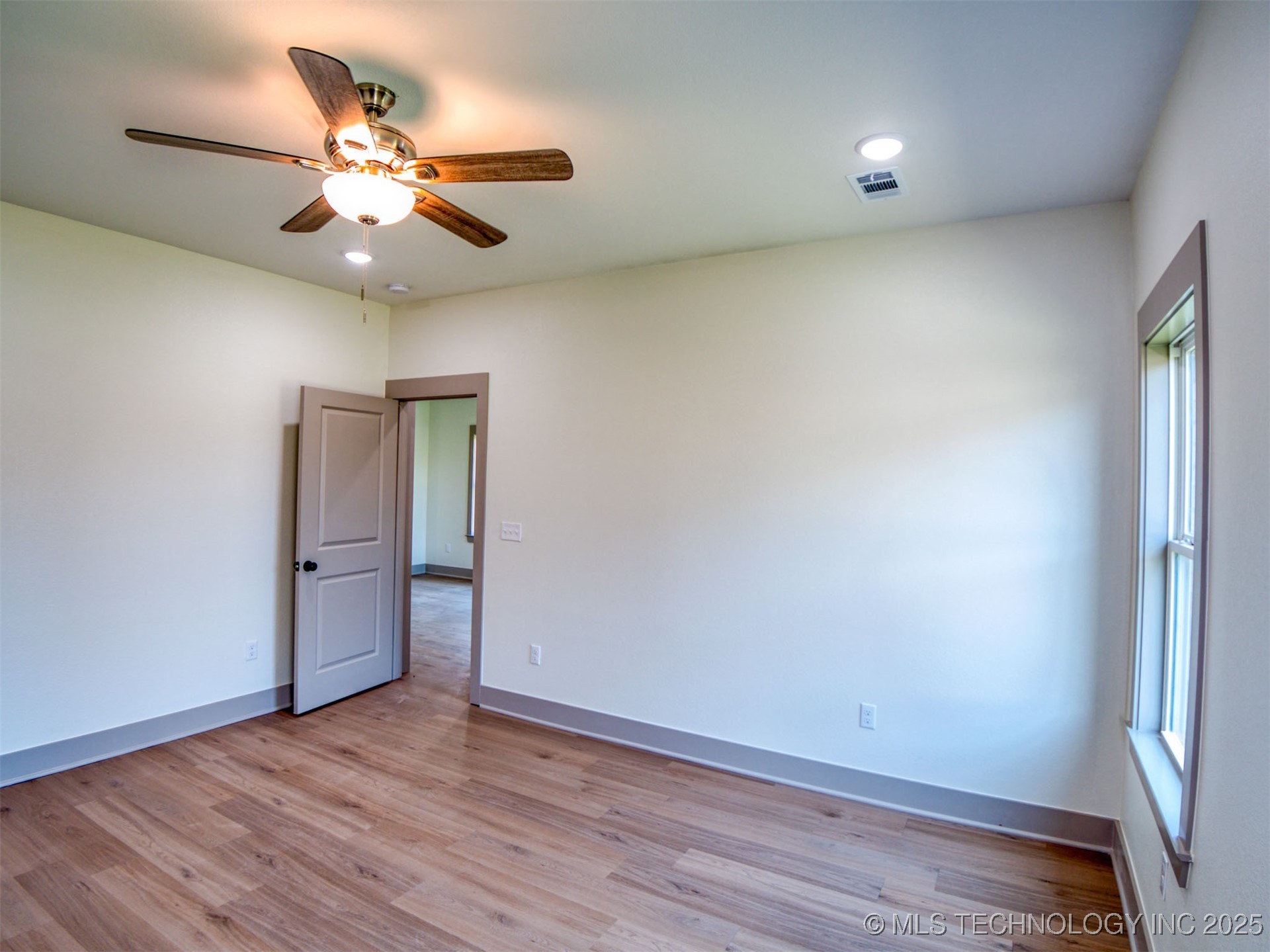 212 Cottonwood Street Property Photo 36