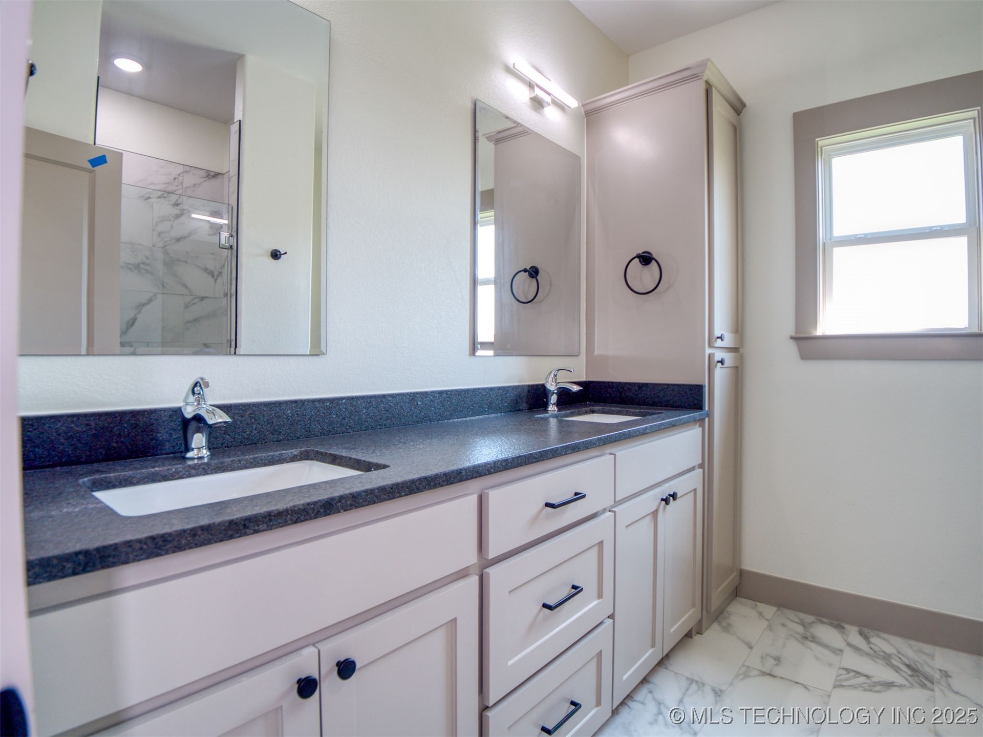 212 Cottonwood Street Property Photo 37