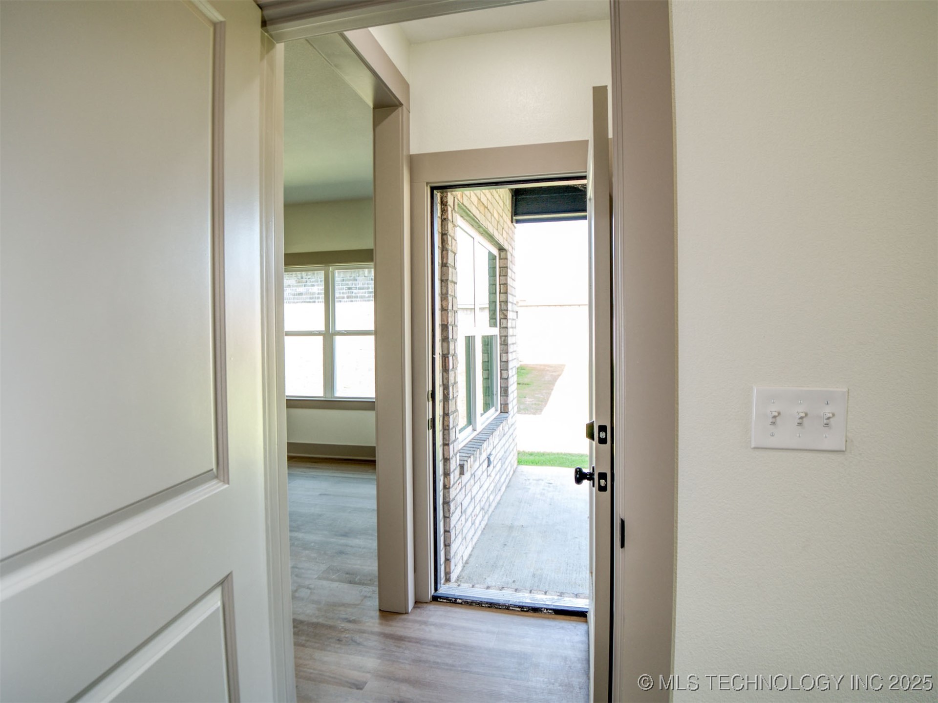 212 Cottonwood Street Property Photo 43