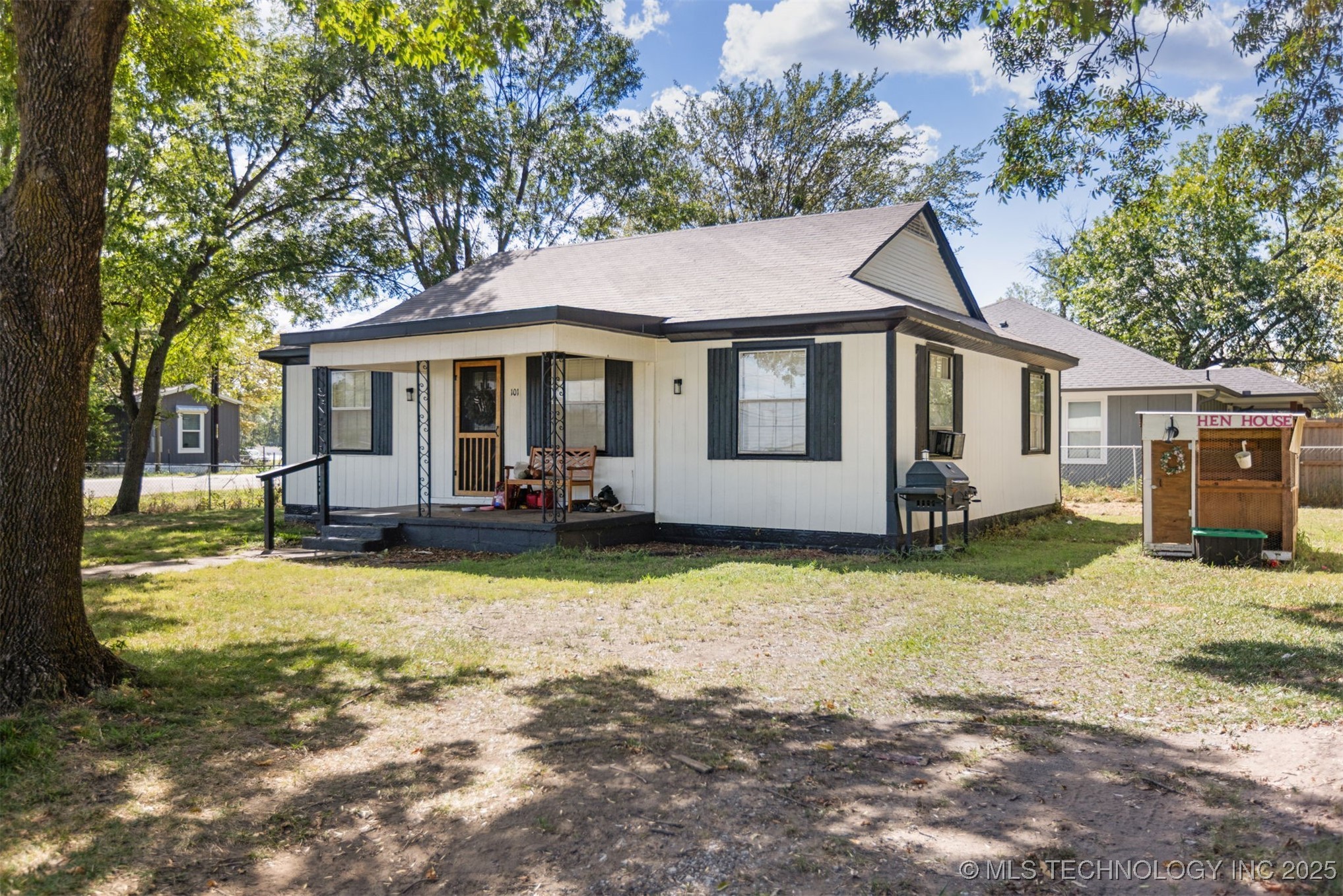 101 W Mckennon Road Property Photo 2