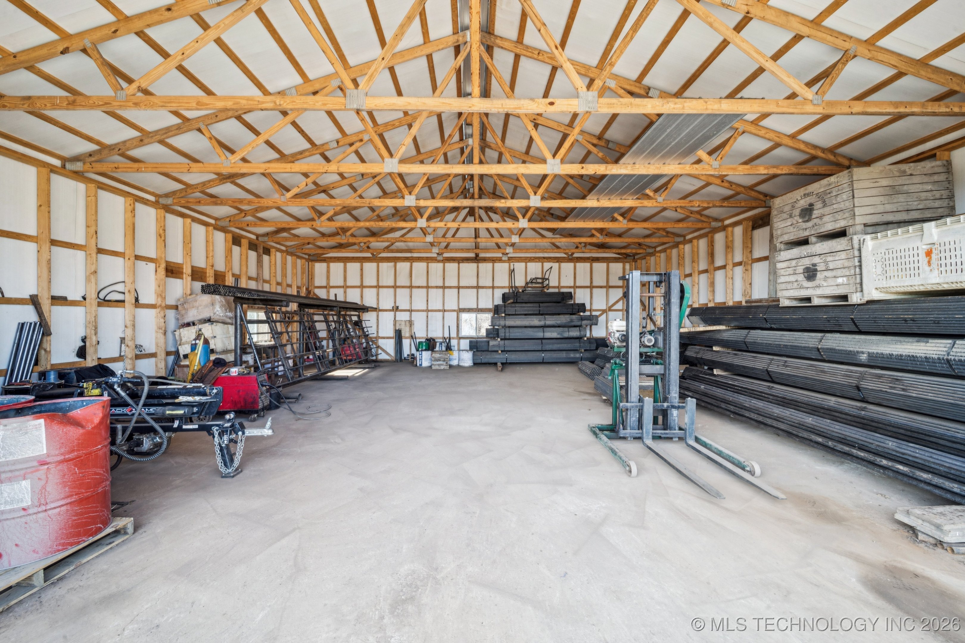 4514 S 4390 Road Property Photo 6