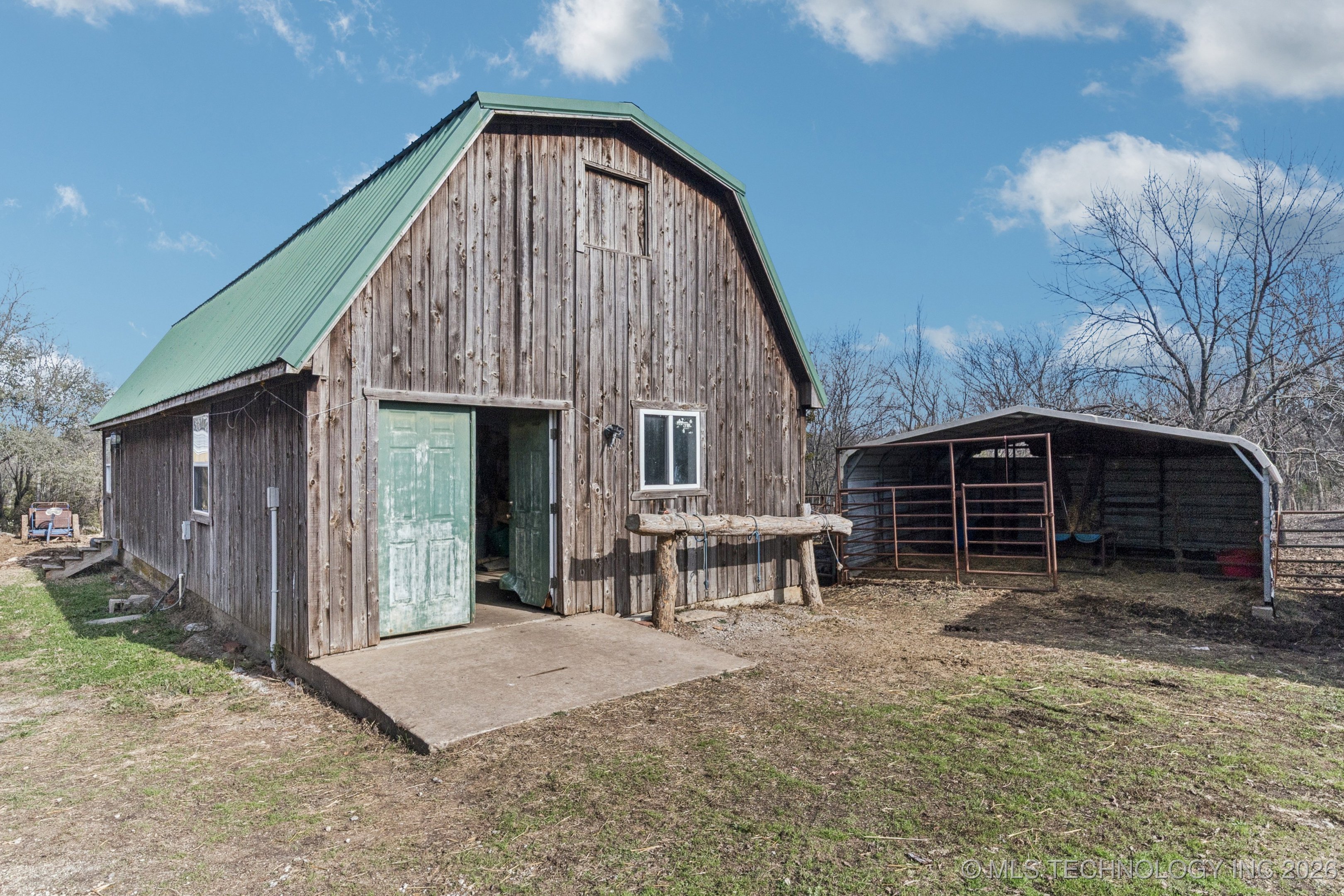 4514 S 4390 Road Property Photo 9