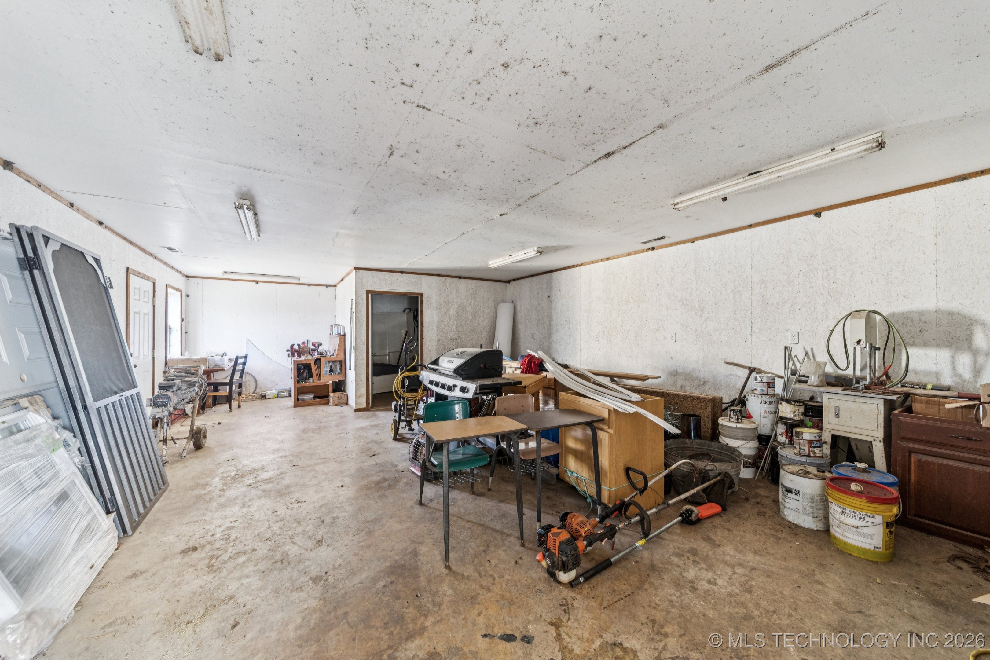 4514 S 4390 Road Property Photo 11