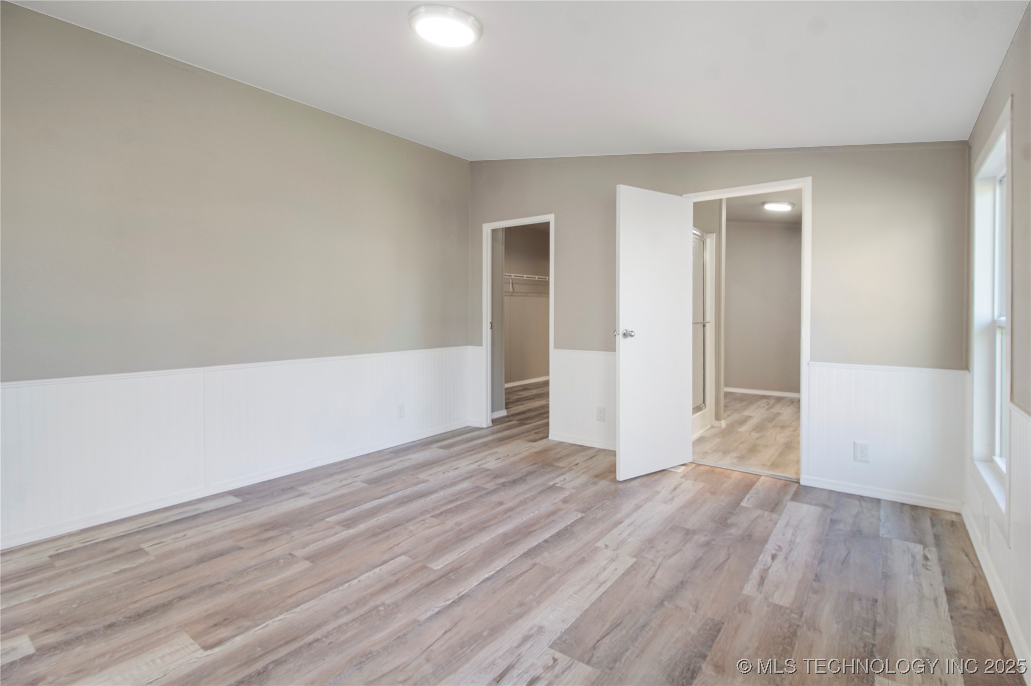 407 E Sheldon Avenue Property Photo 11