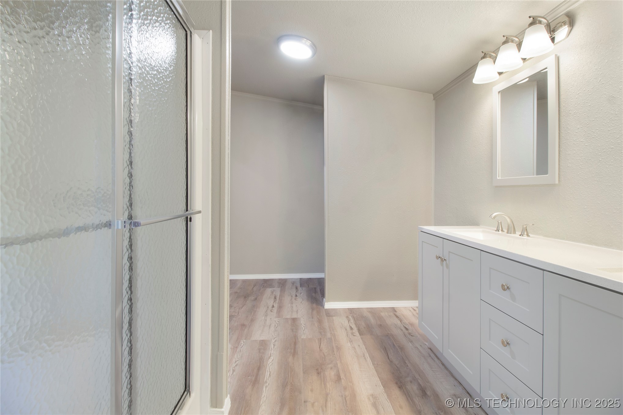 407 E Sheldon Avenue Property Photo 12