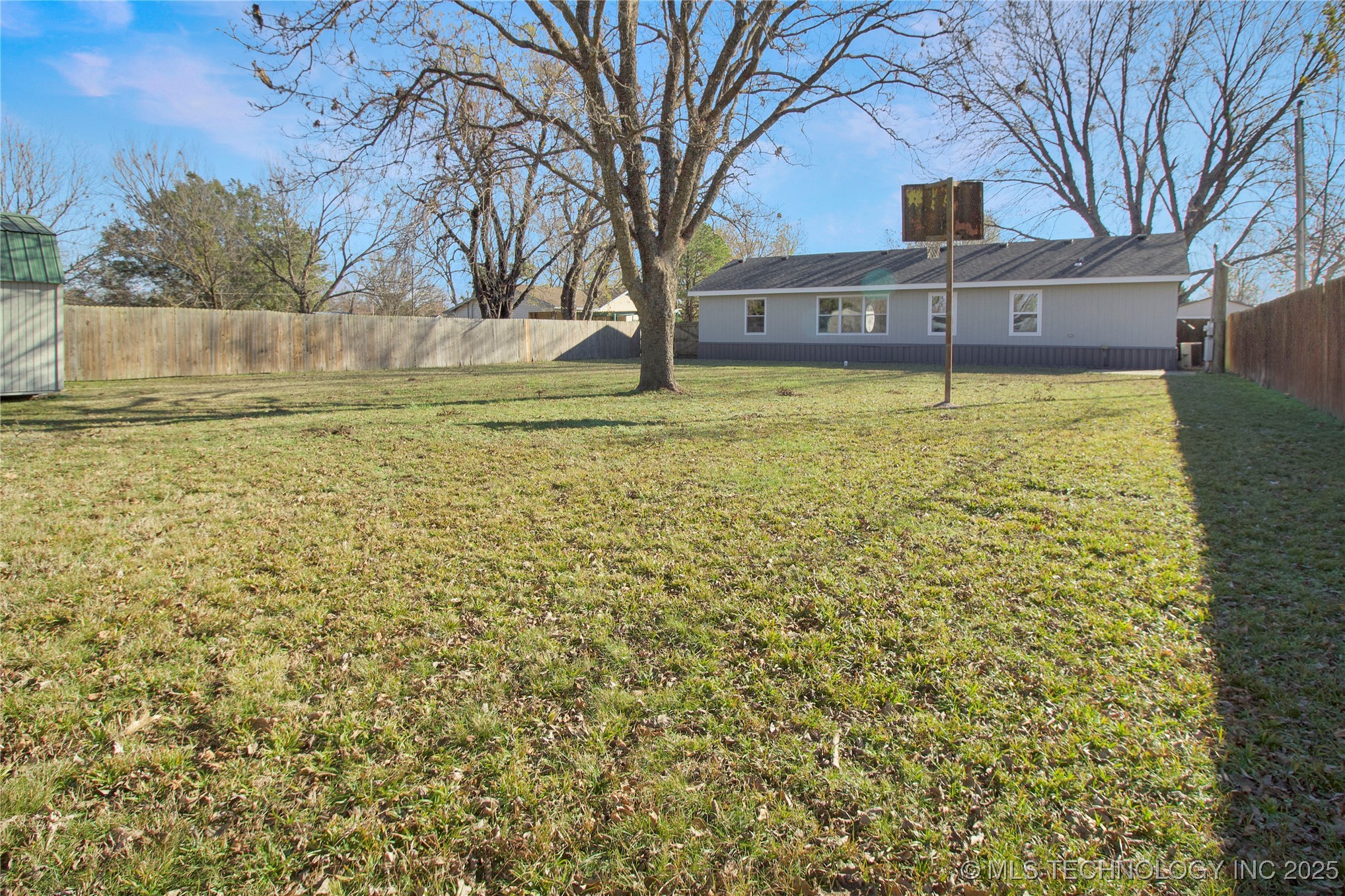 407 E Sheldon Avenue Property Photo 19