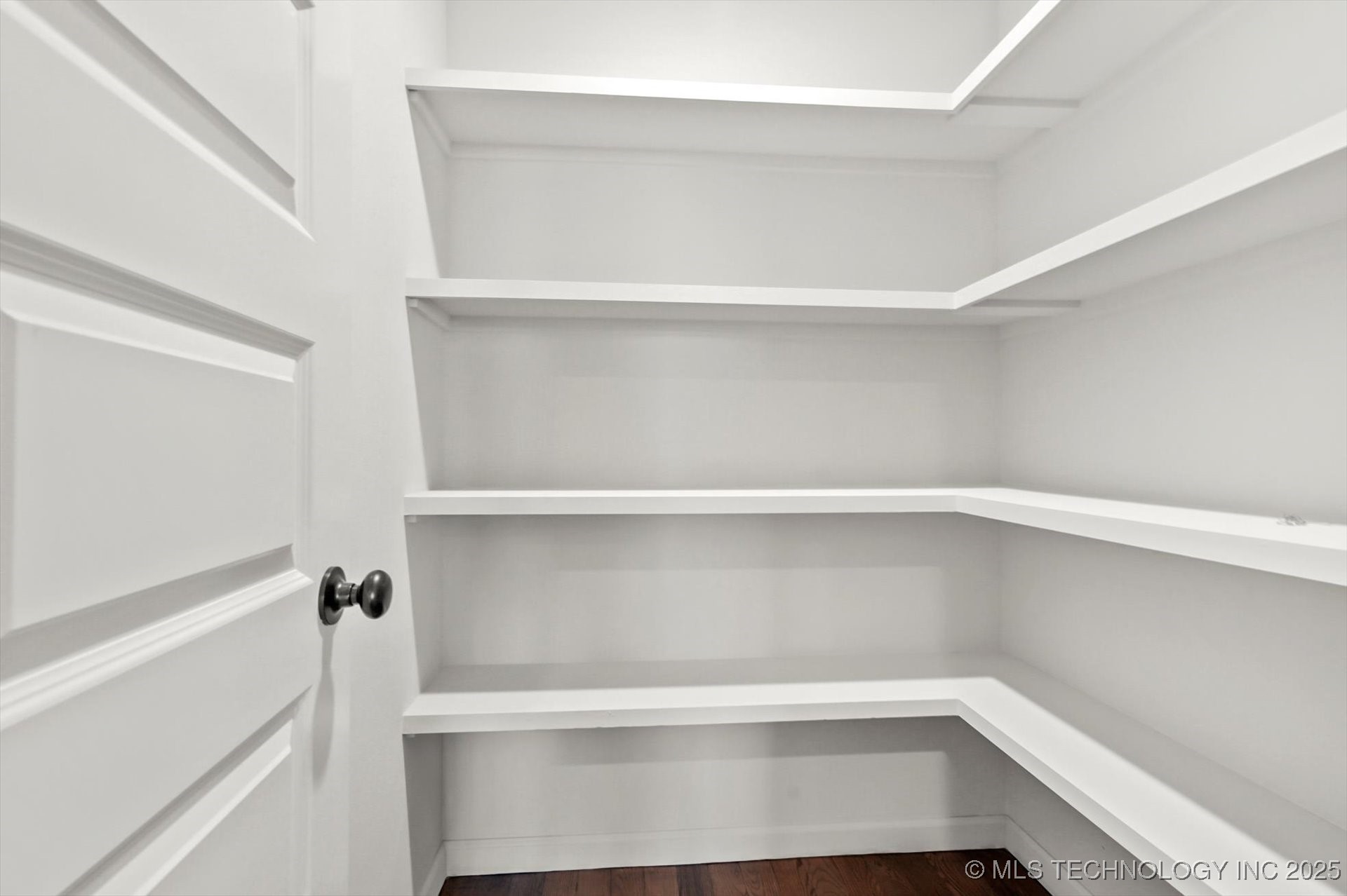 23091 E 107th Street S Property Photo 14