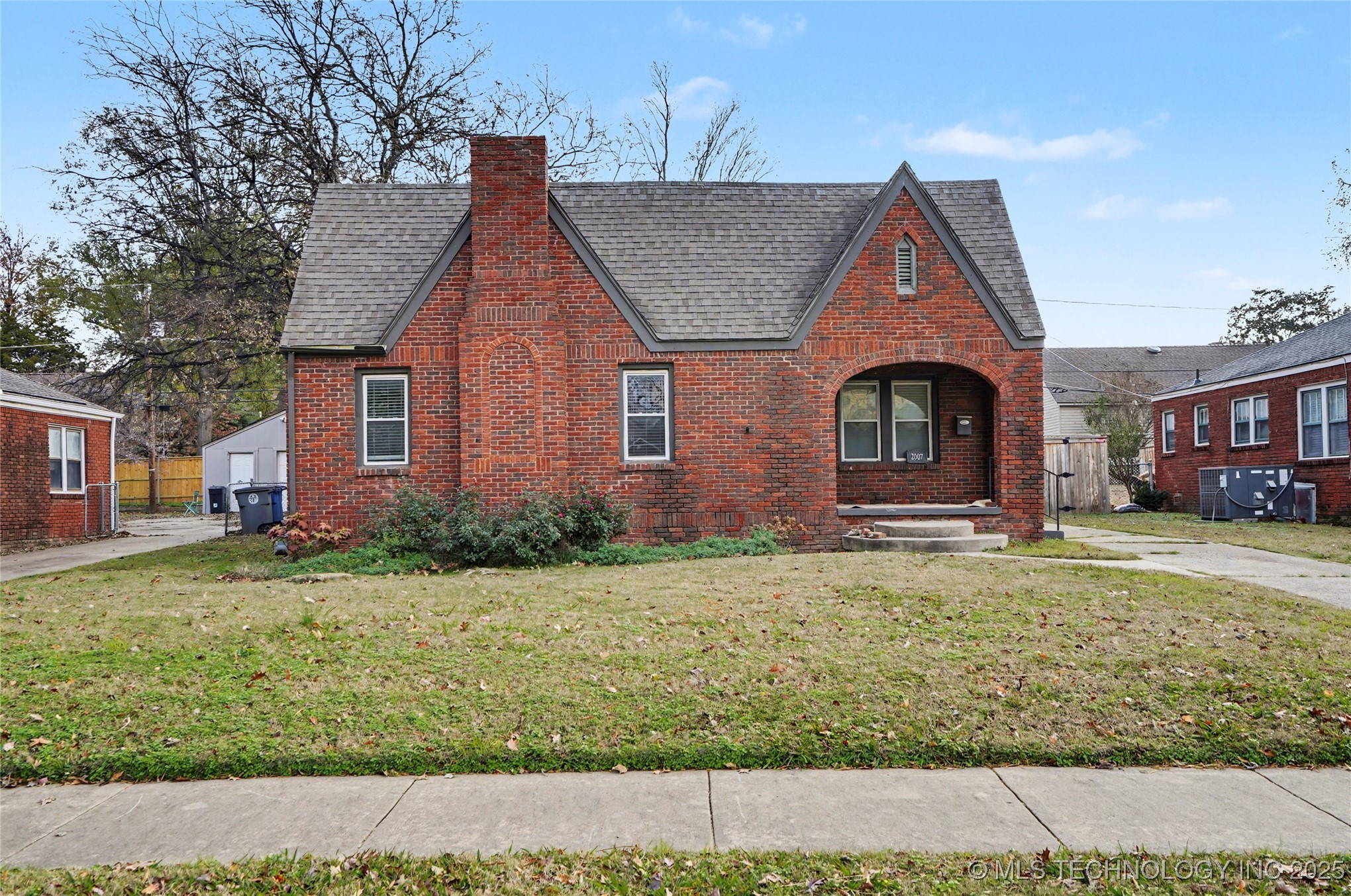 2007 S Delaware Place Property Photo 1