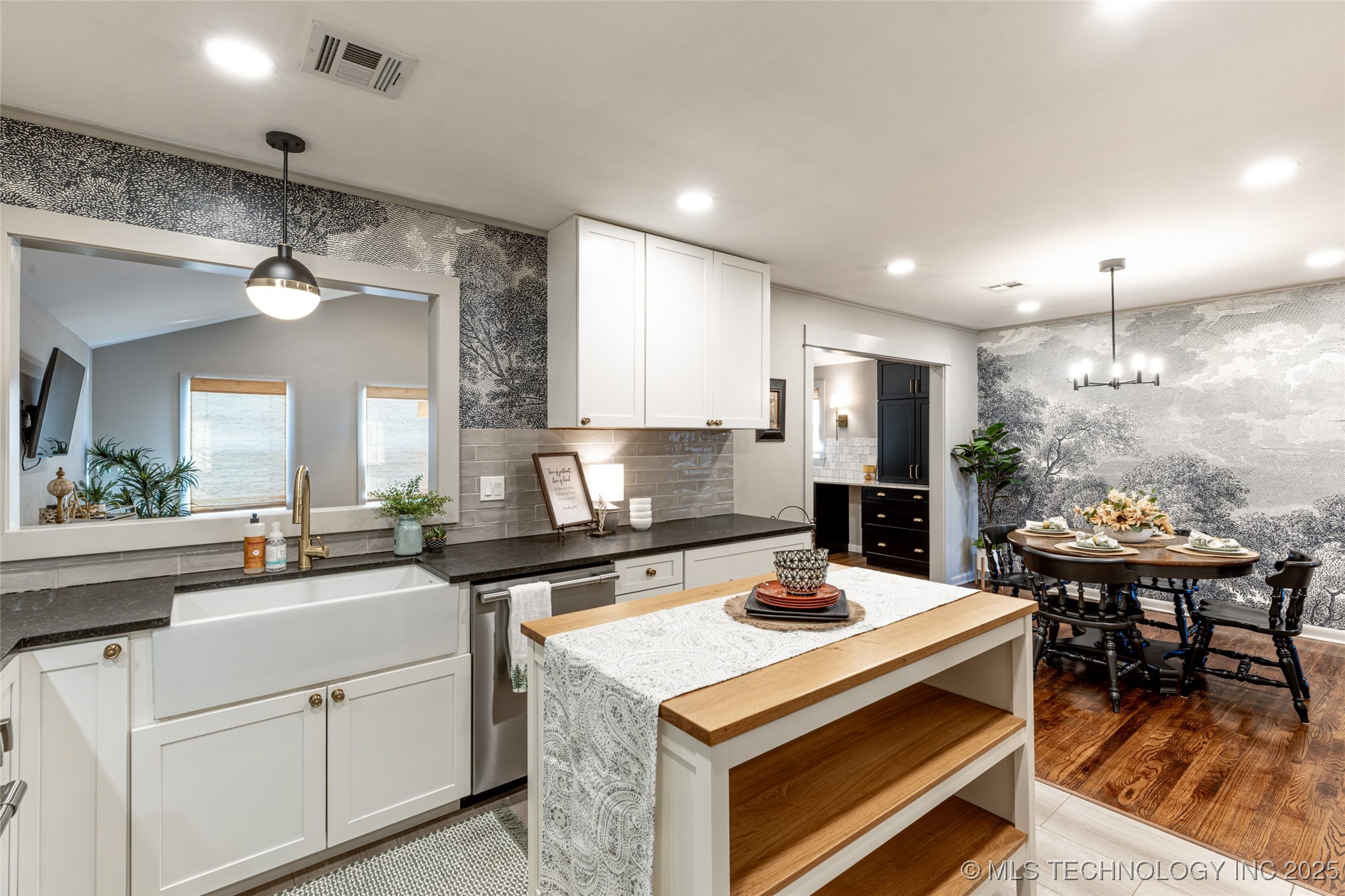 1402 N Dorothy Avenue Property Photo 16