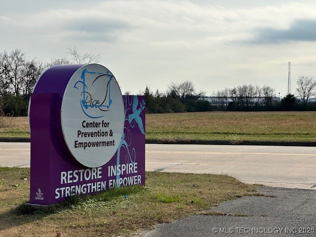 3900 Chandler Road Property Photo 5