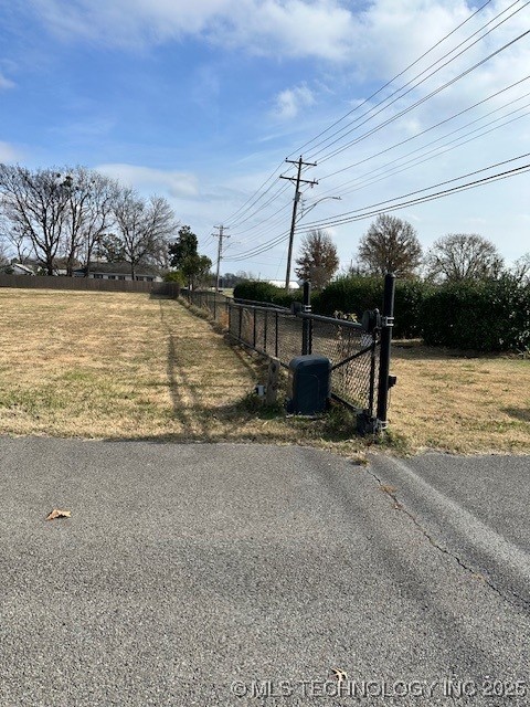 3900 Chandler Road Property Photo 7