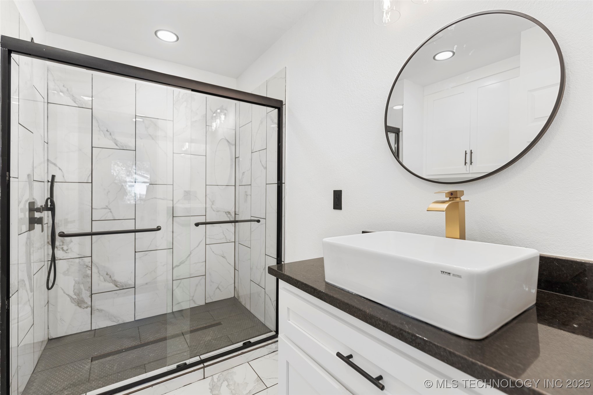 422 S 49th West Avenue Property Photo 7