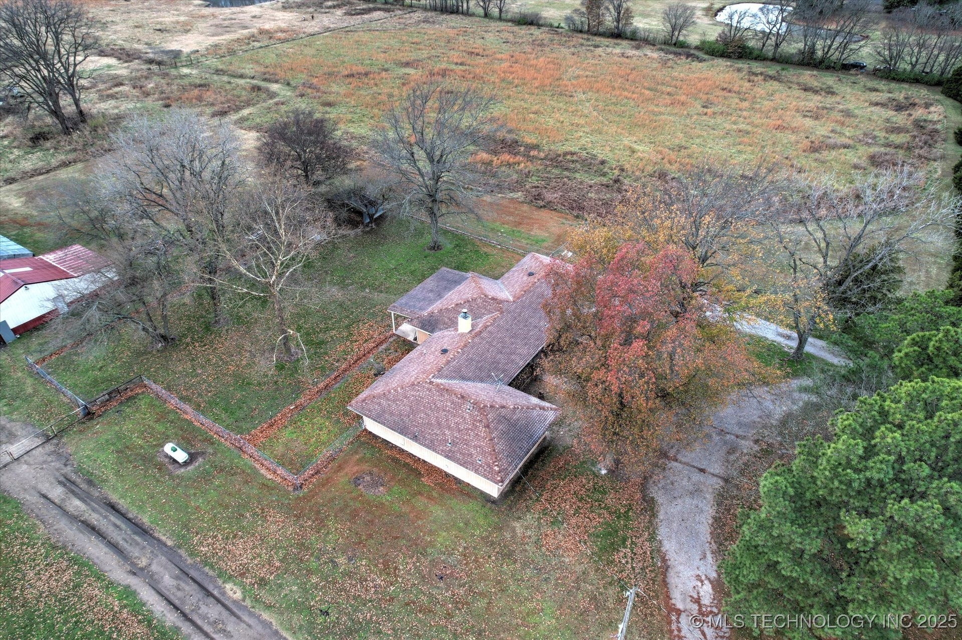 20220 E 700 Road Property Photo 34