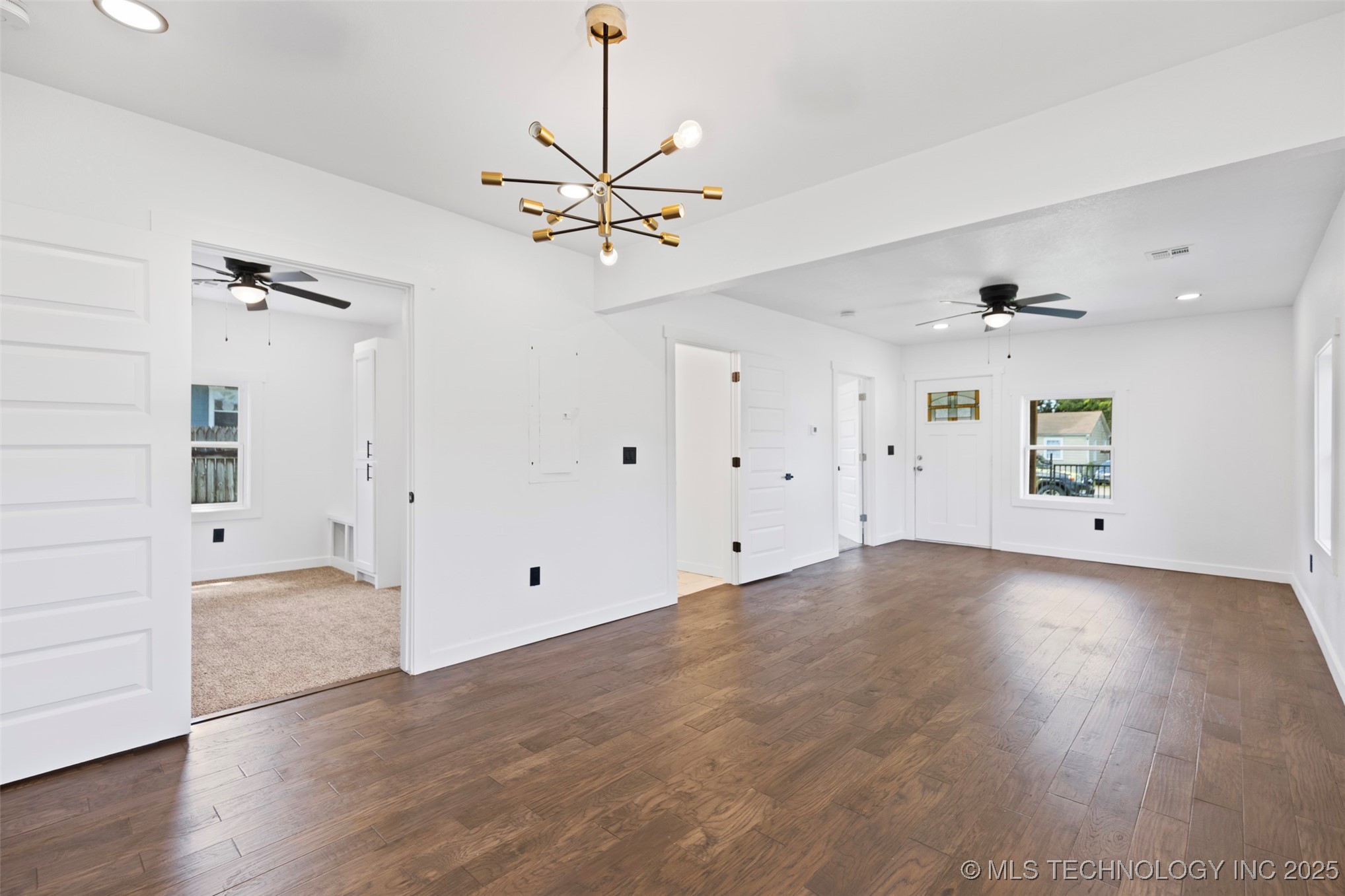 429 S 49th West Avenue Property Photo 3