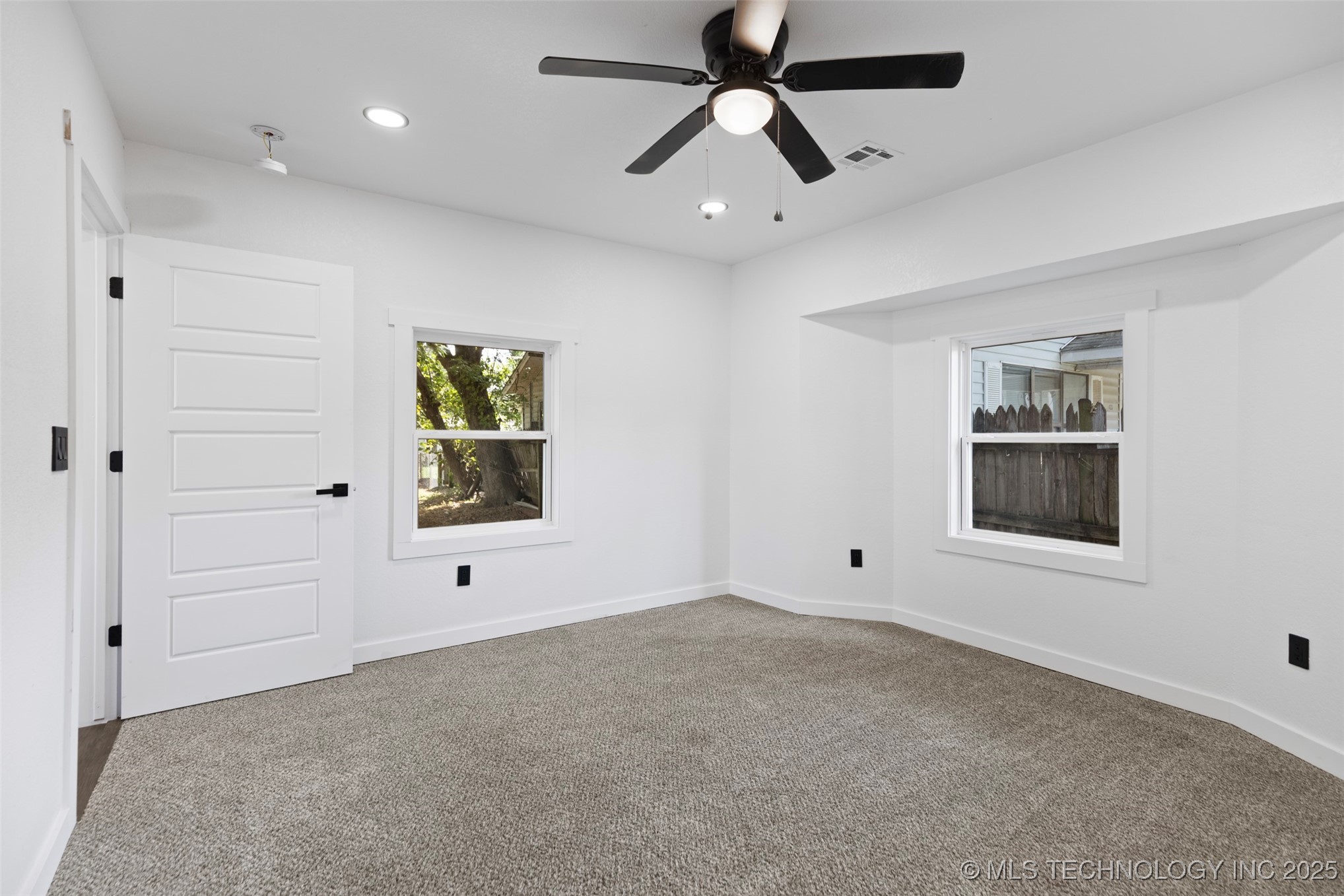 429 S 49th West Avenue Property Photo 7