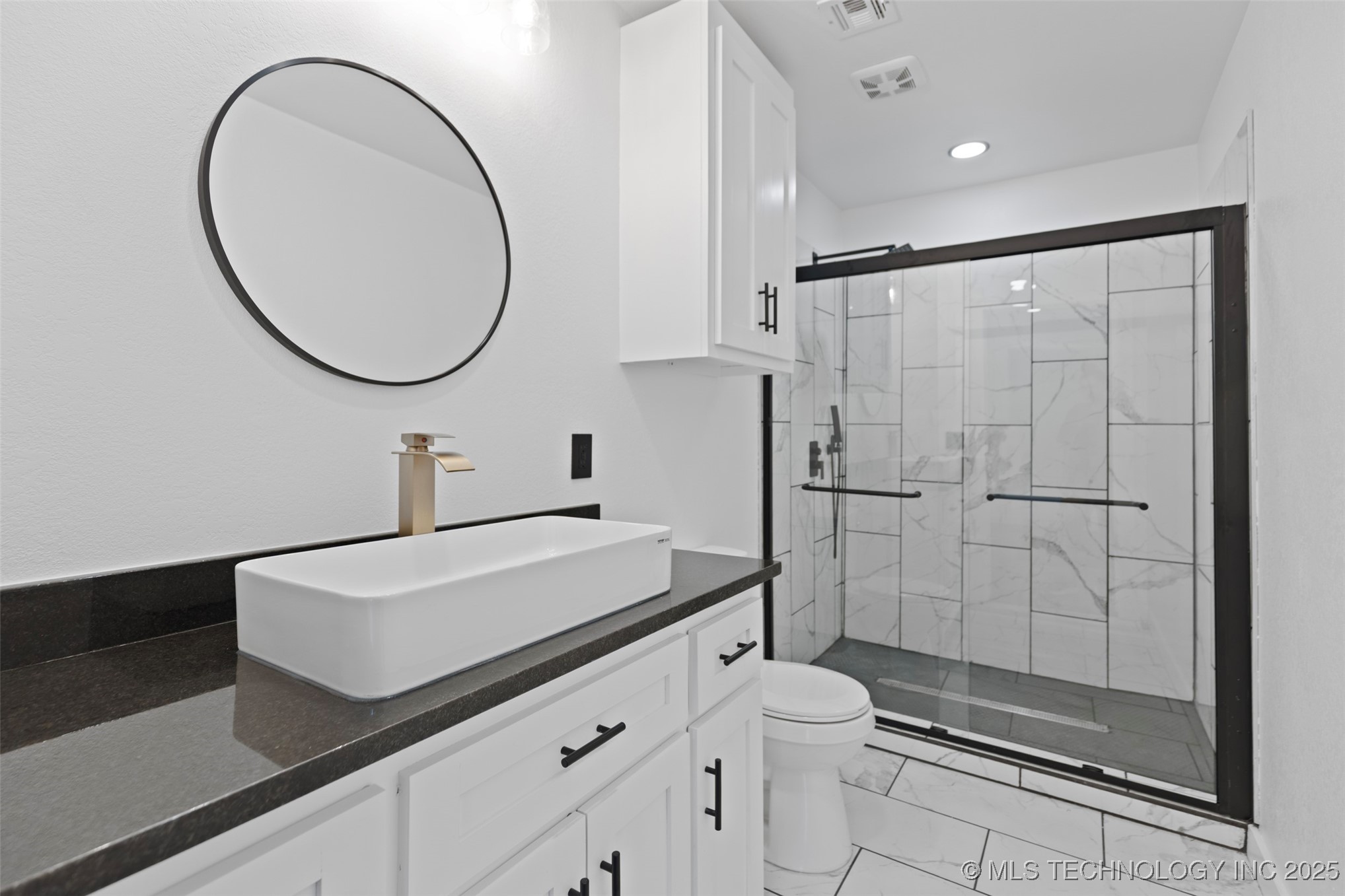 429 S 49th West Avenue Property Photo 9