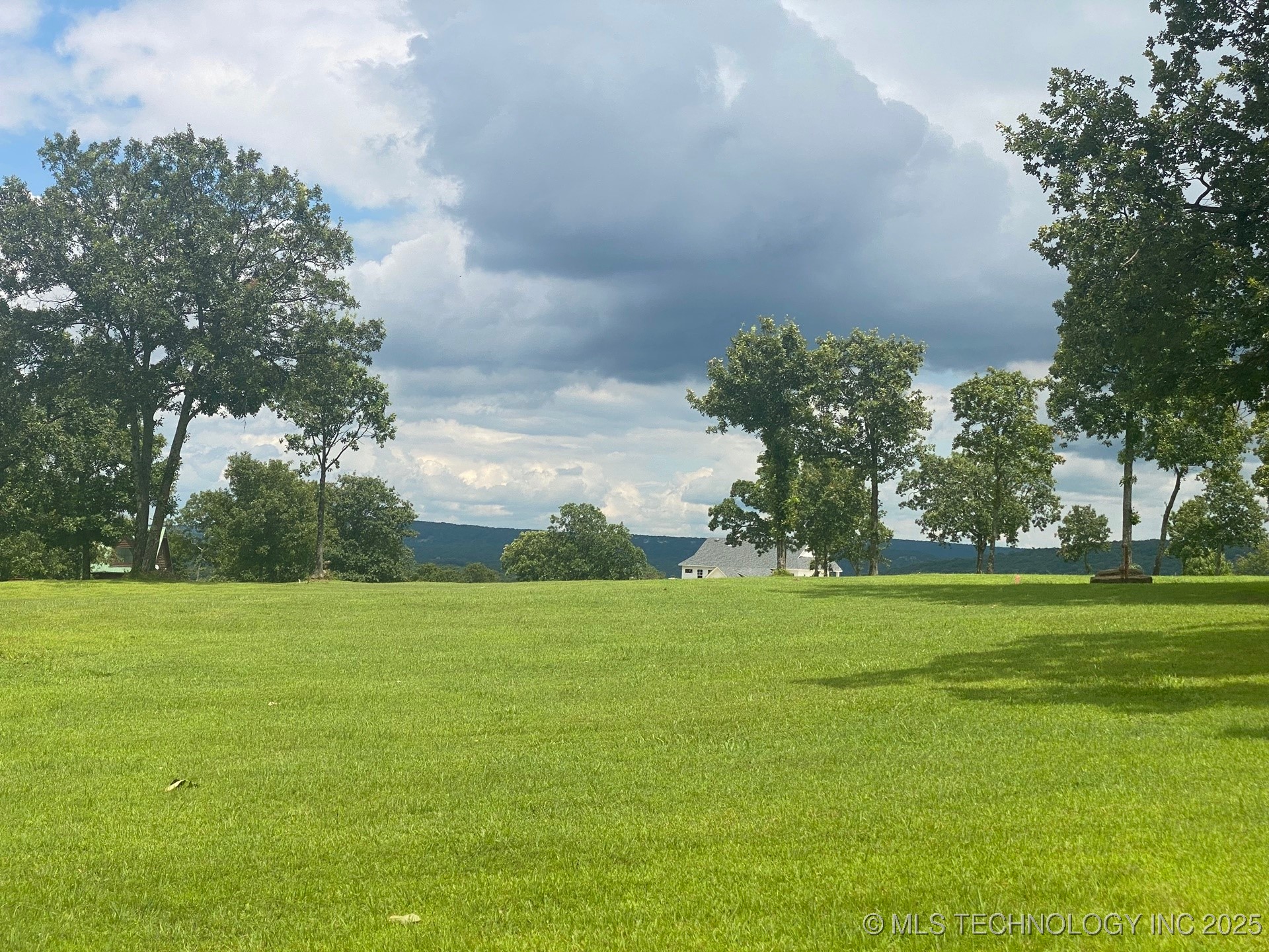 36471 S Cedar Road Property Photo 2