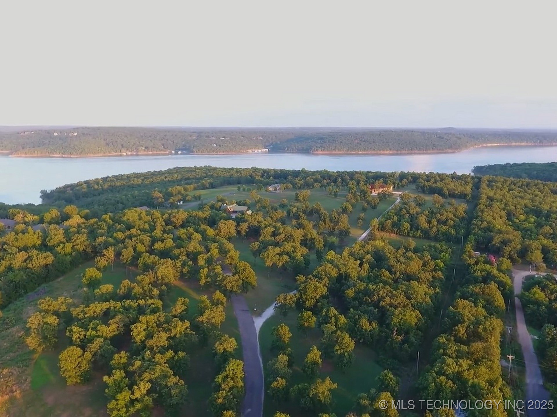 15831 W Dogwood Road Property Photo 6