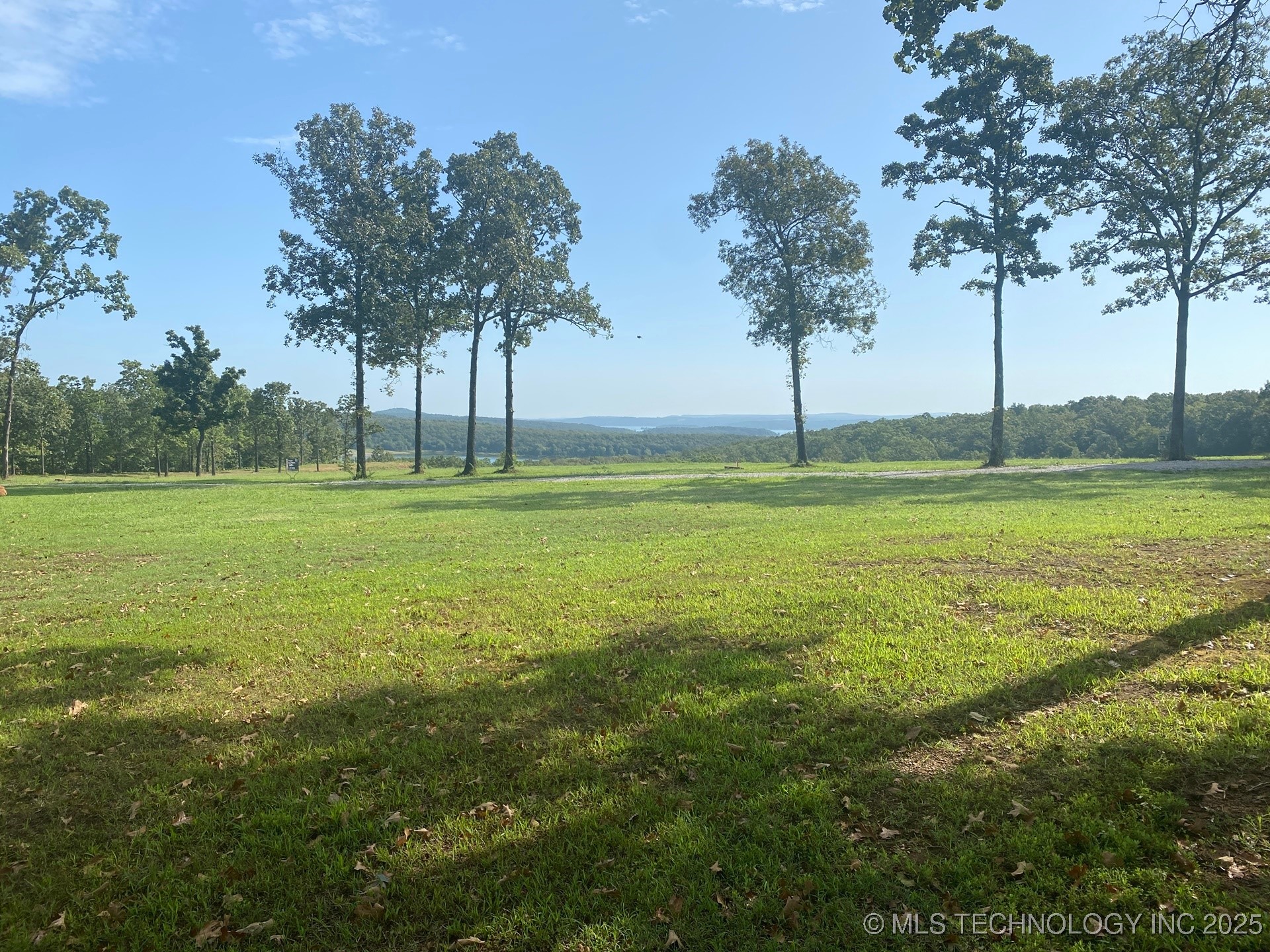 15818 W Forest Road Property Photo 3