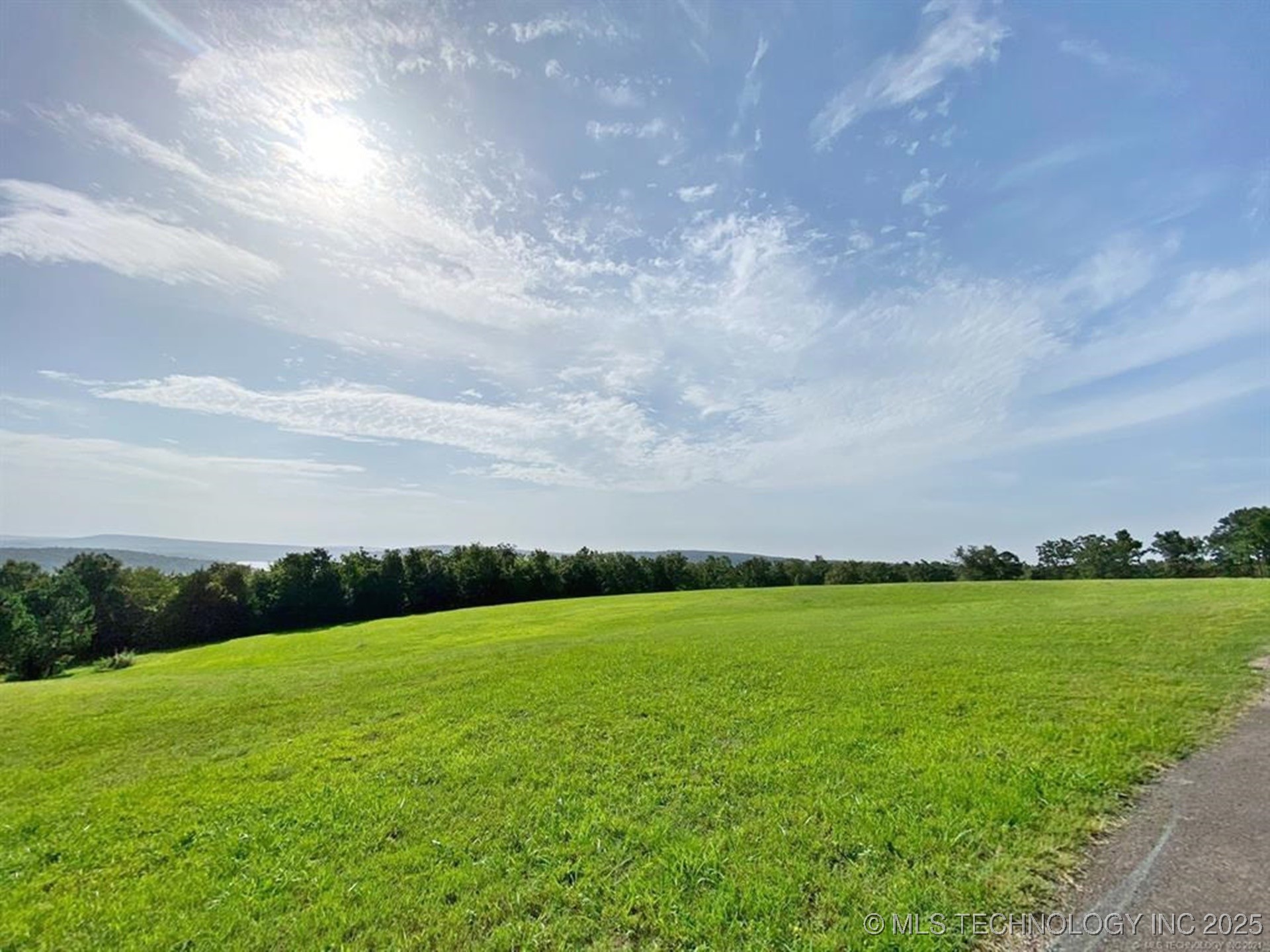 15818 W Forest Road Property Photo 23