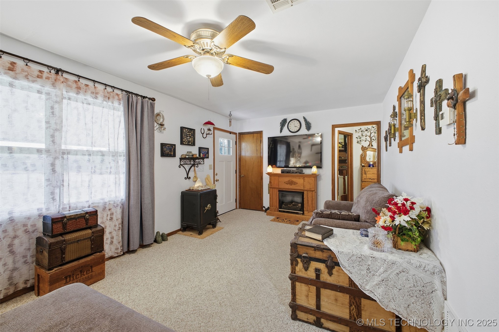 9699 County Road 3570 Property Photo 11