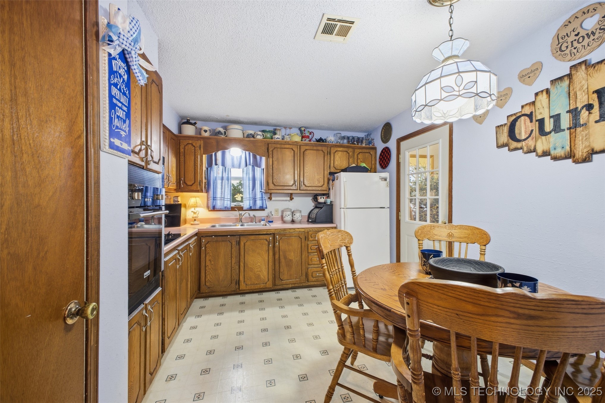 9699 County Road 3570 Property Photo 18