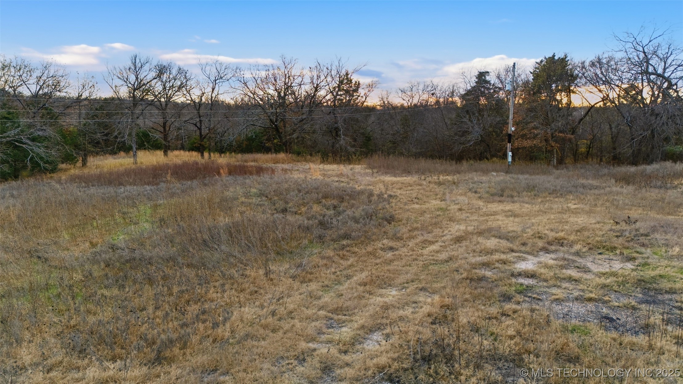 0001 County Road 3570 Property Photo 5