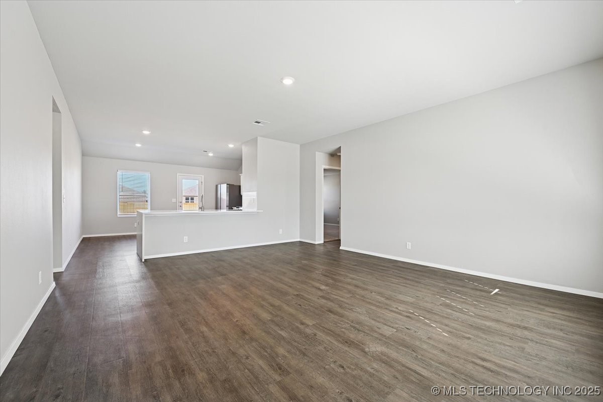 8419 E 162nd Place S Property Photo 7