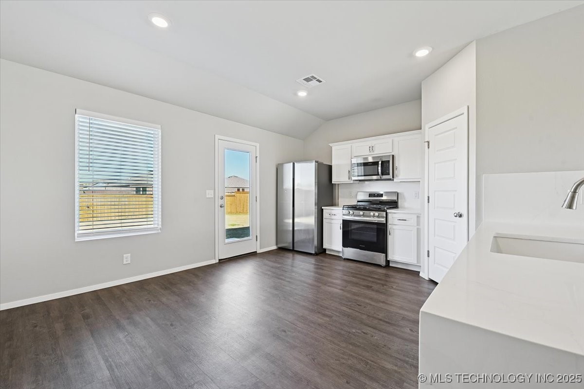 8419 E 162nd Place S Property Photo 13