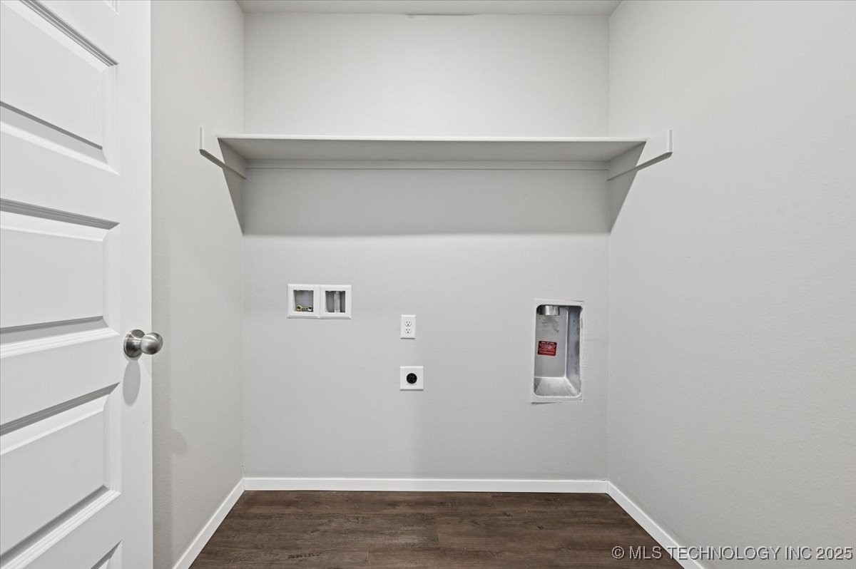 8419 E 162nd Place S Property Photo 31