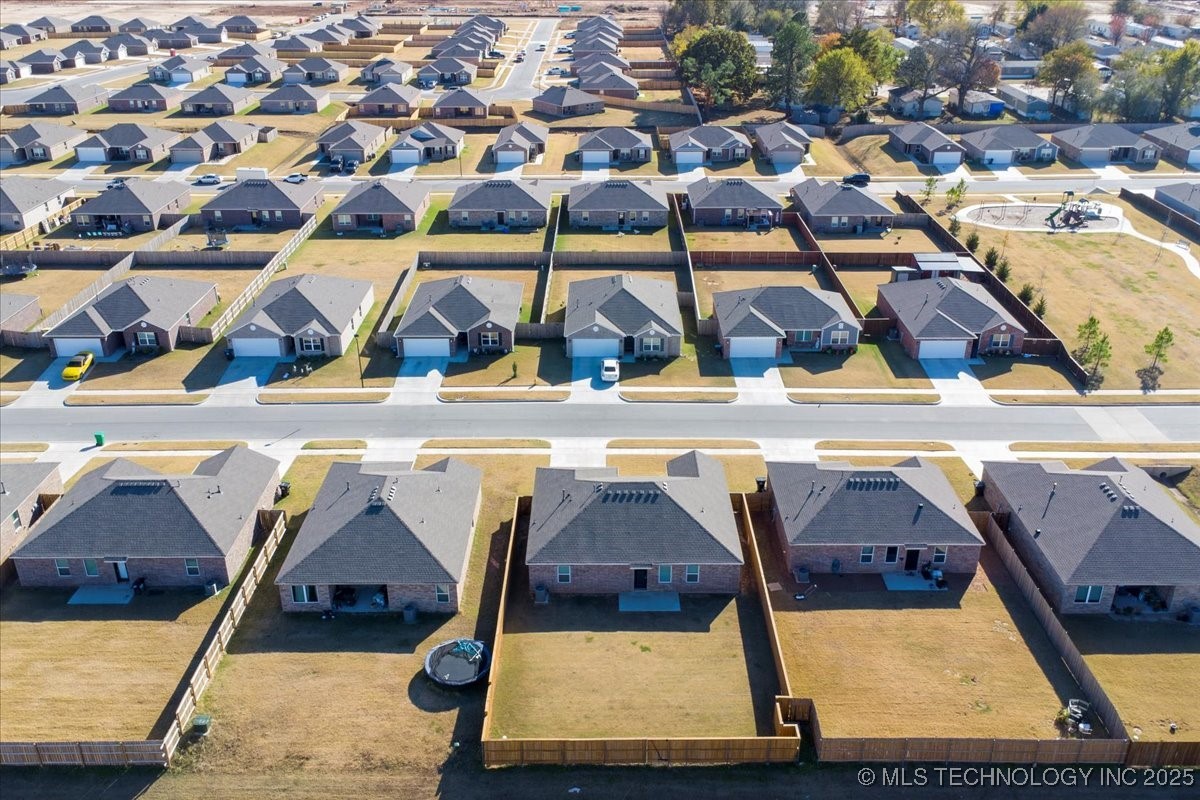 8419 E 162nd Place S Property Photo 41