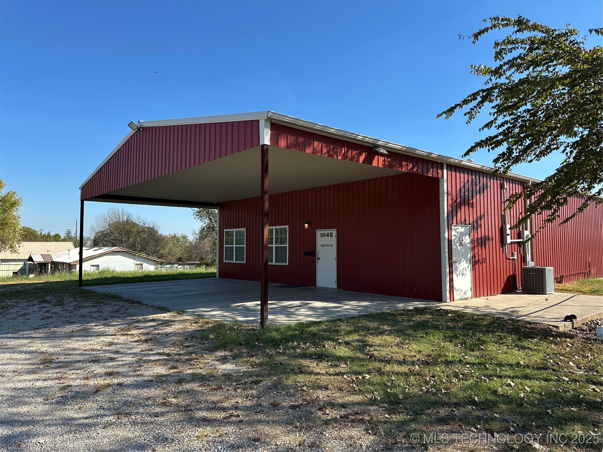 11148 State Hwy 99 Property Photo 1