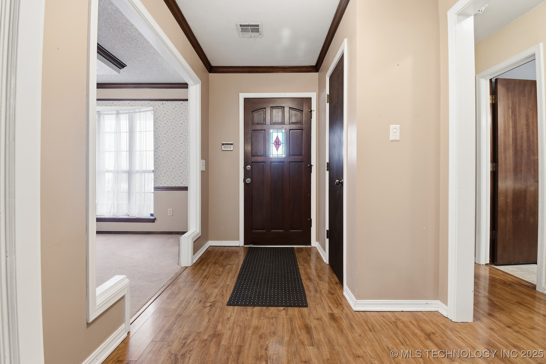 6526 S 111th East Avenue Property Photo 4