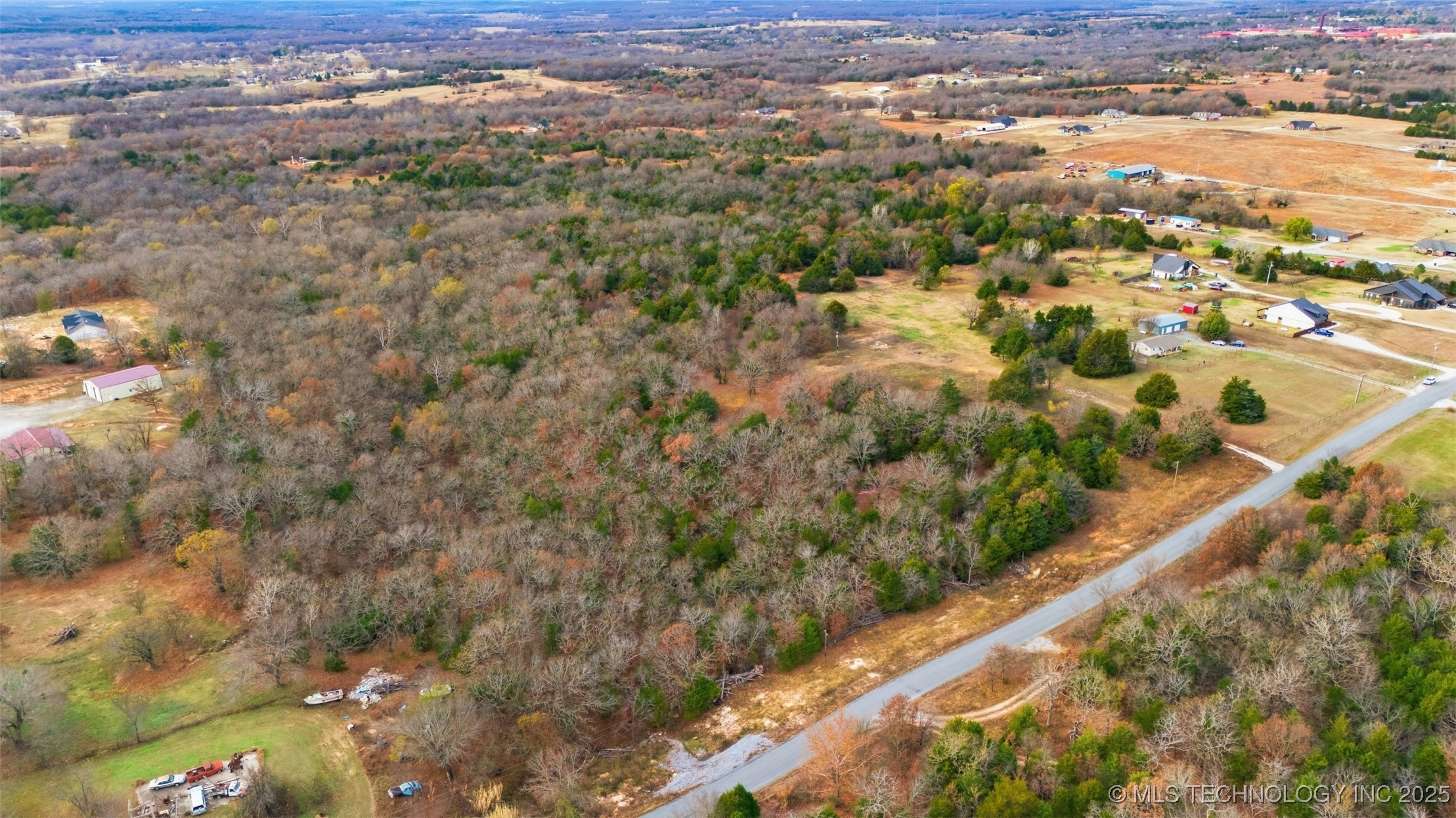 0003 County Road 3570 Property Photo 8
