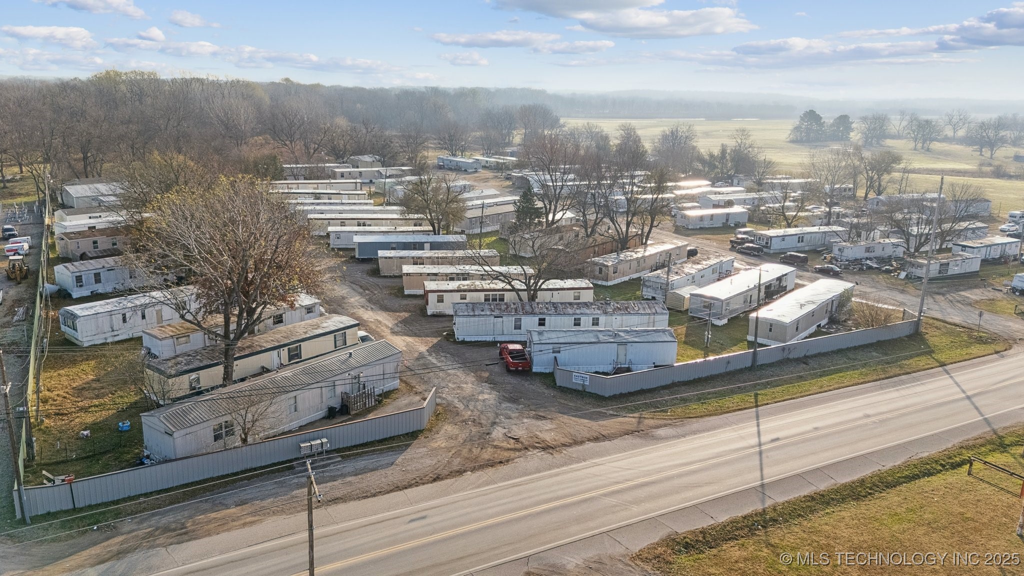 14245 N Cincinnati Avenue Property Photo 2