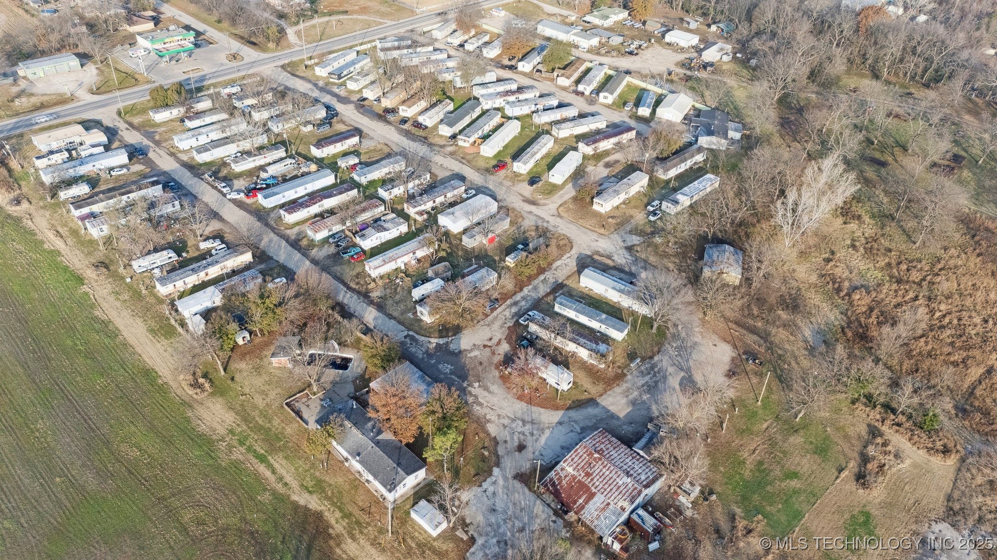 14245 N Cincinnati Avenue Property Photo 6