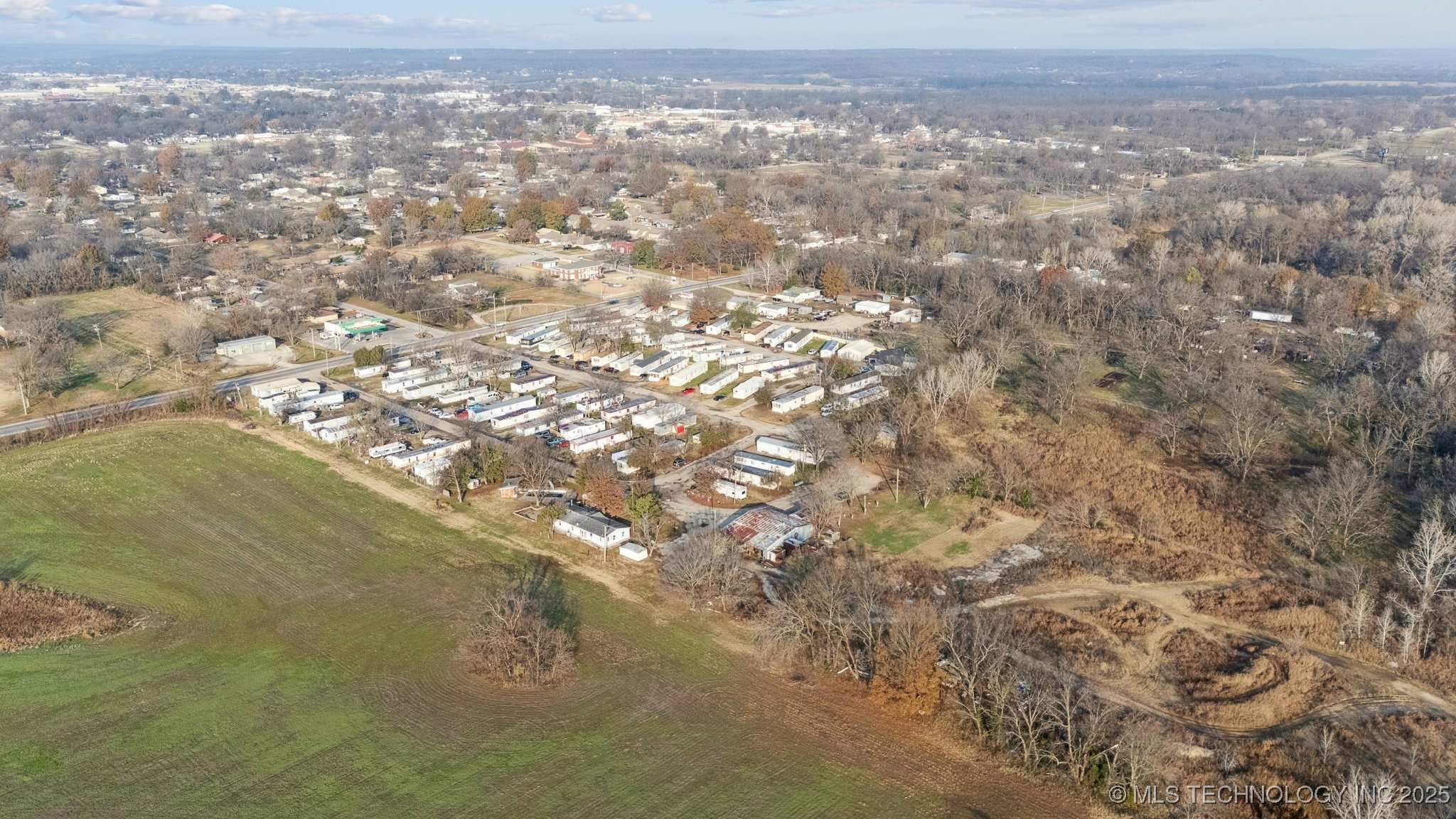 14245 N Cincinnati Avenue Property Photo 7