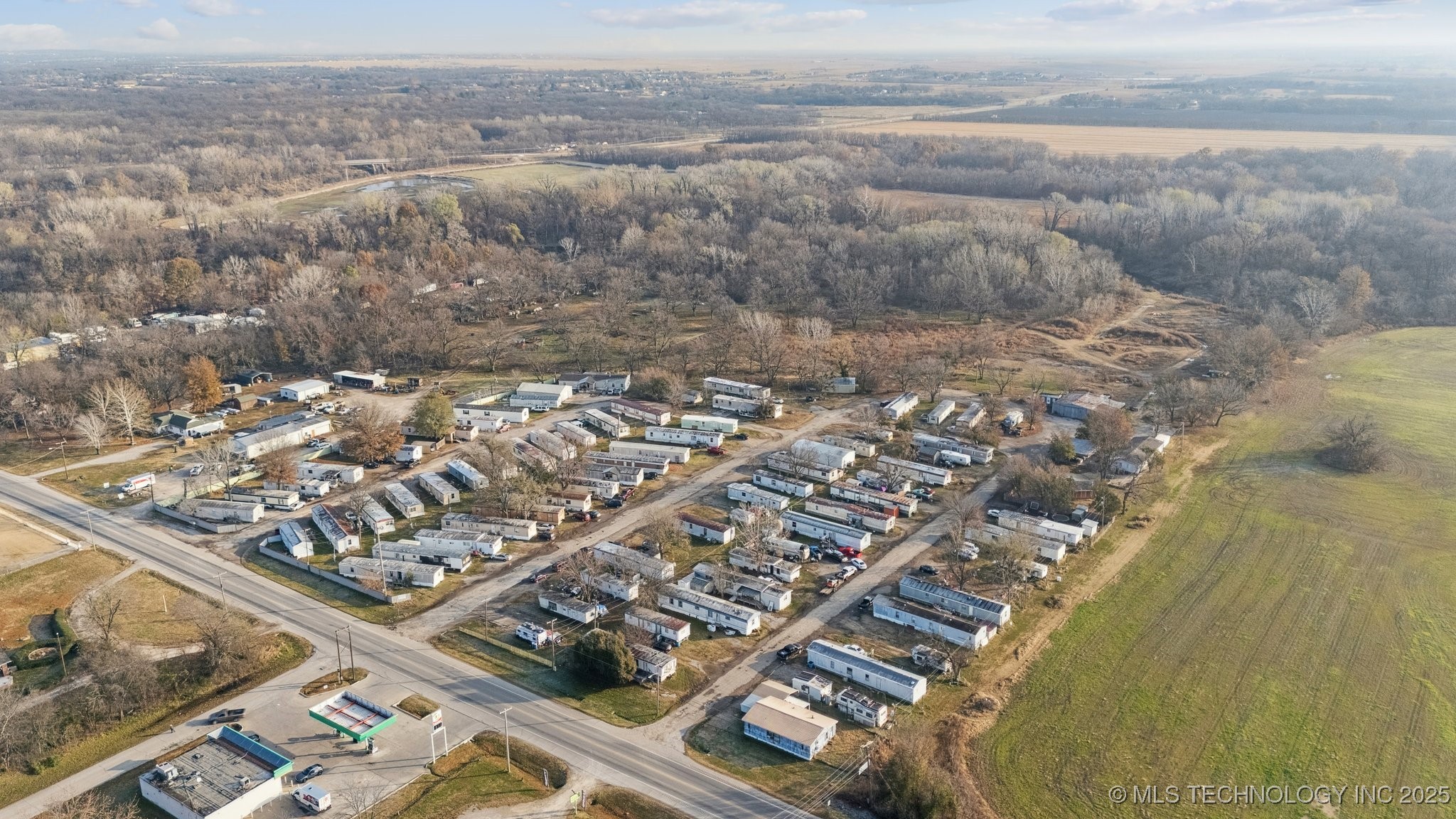 14245 N Cincinnati Avenue Property Photo 8